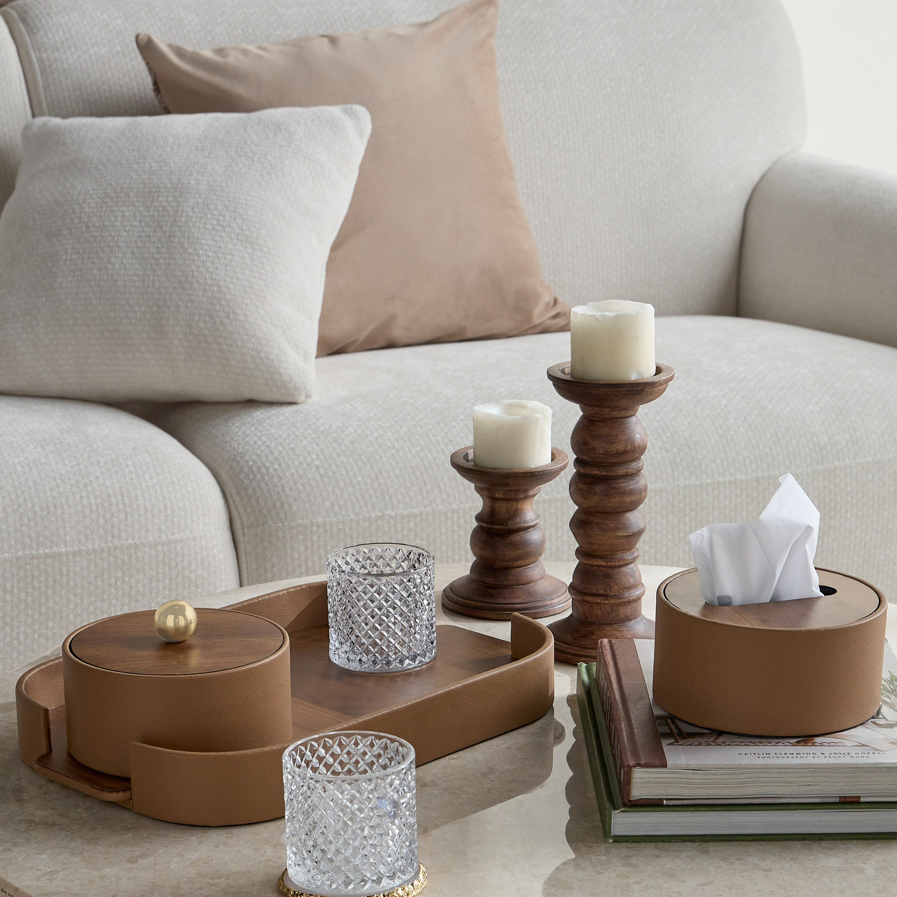 صندوق مناديل صوفيا جلد صناعي 16 سم - لوفت-household-decor-boxesandtrays-image-3