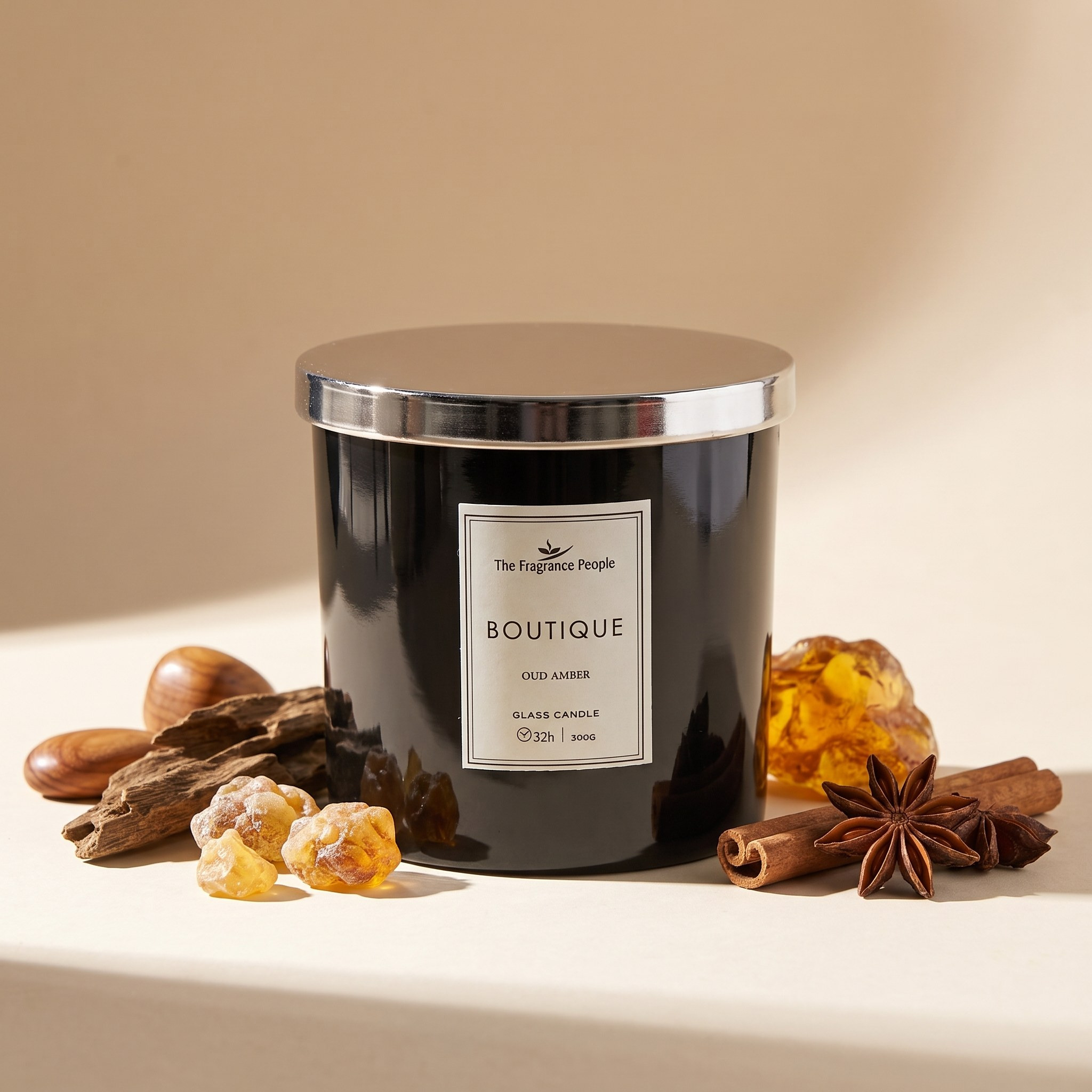 شمعة عطرية ببرطمان برائحة العود العنبري - بوتيك - 32 ساعة-household-homefragrance-candles-image-1