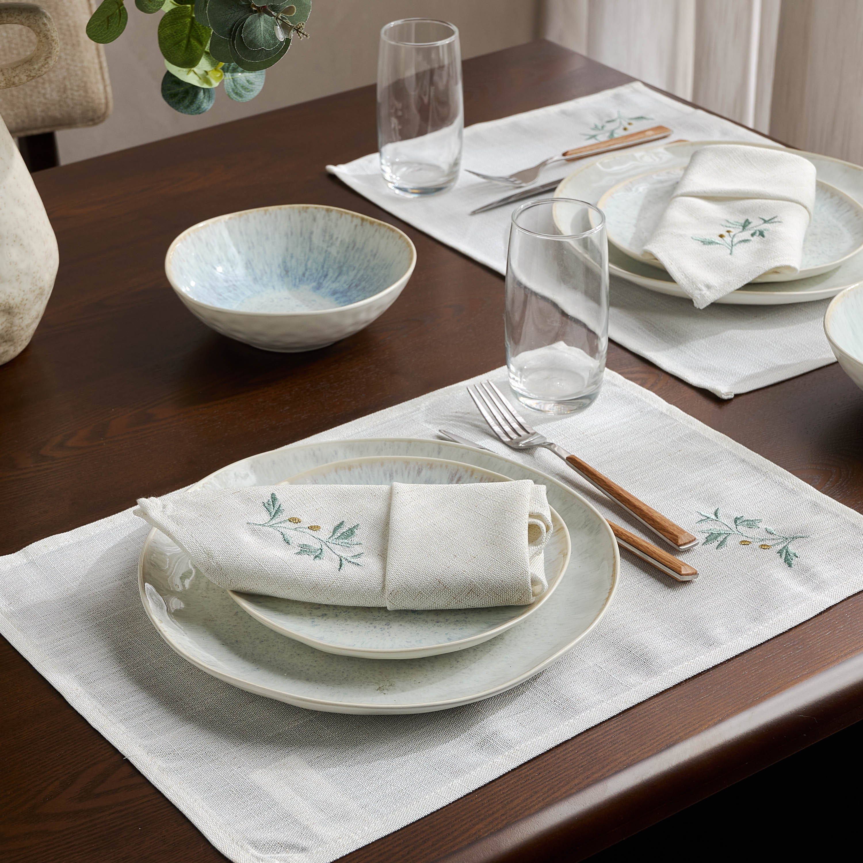 طقم حلقات مناديل سفرة 4 قطع - آيريس - 43x43 سم-household-dining-tablelinen-napkinsandaccessories-image-4