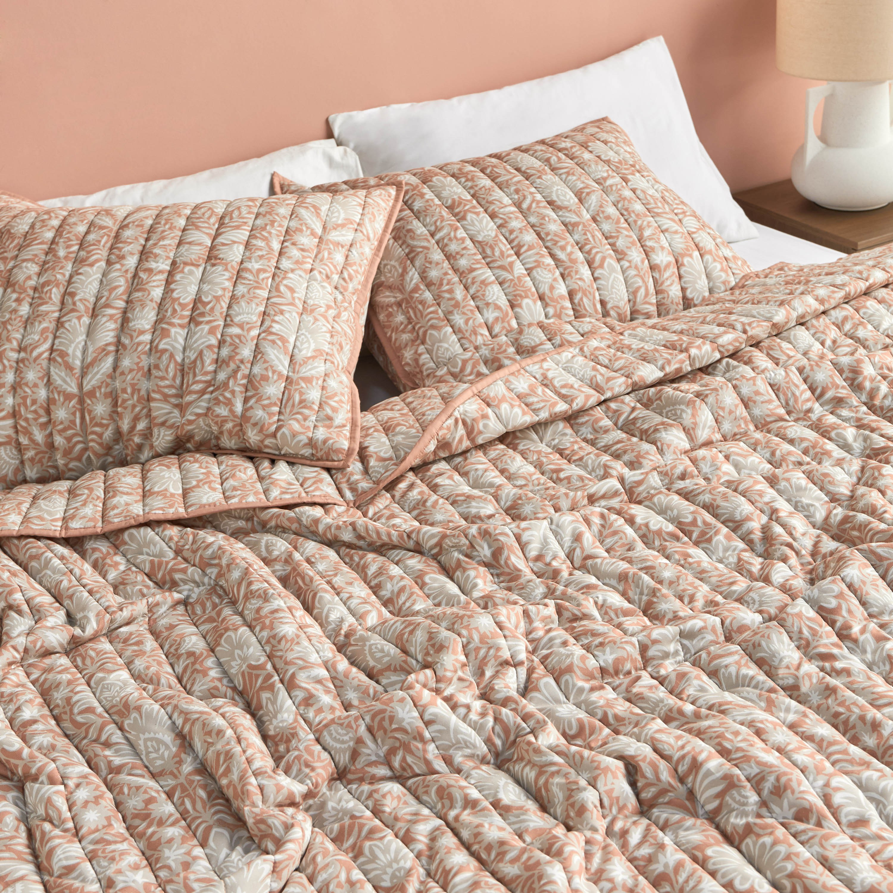 Atelier Vitoria Cotton Super King Quilt - 240x260 cm-household-bedding-comfortersandbedspreads-bedspreads-image-5