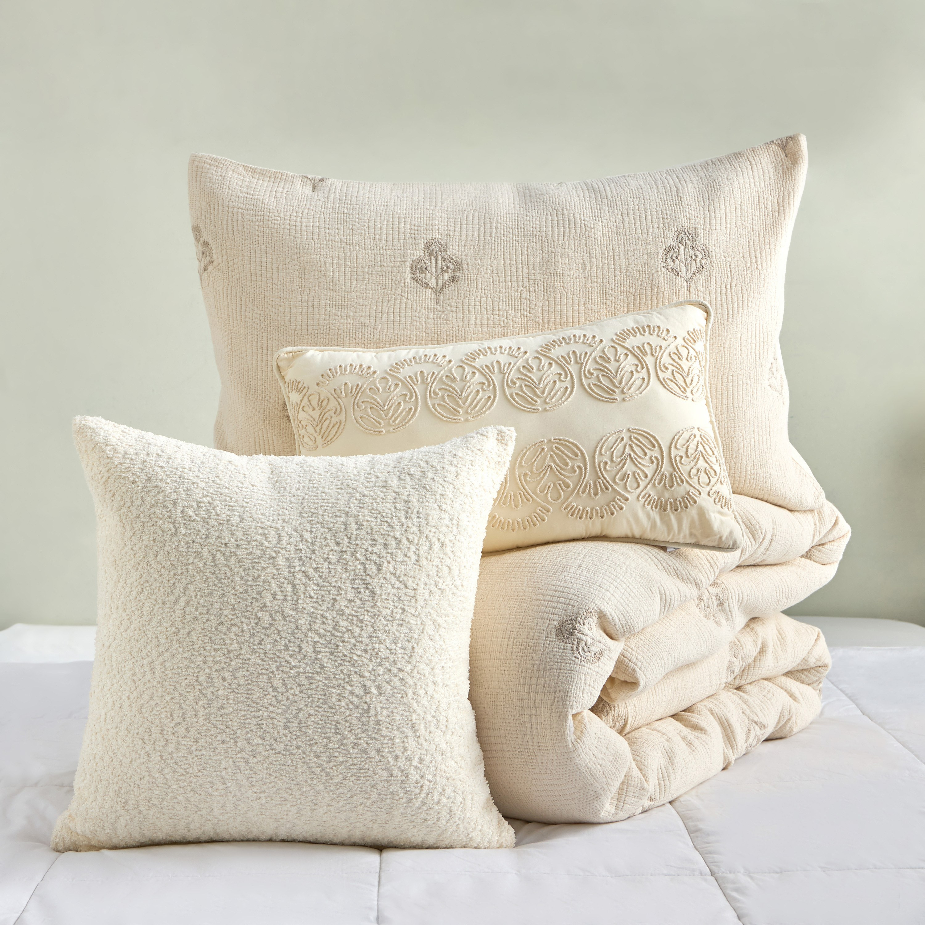 Oso Cotton Embroidered 6-Piece Super King Comforter Set - 240x260 cm-household-bedding-comfortersandbedspreads-bedinabag-image-6