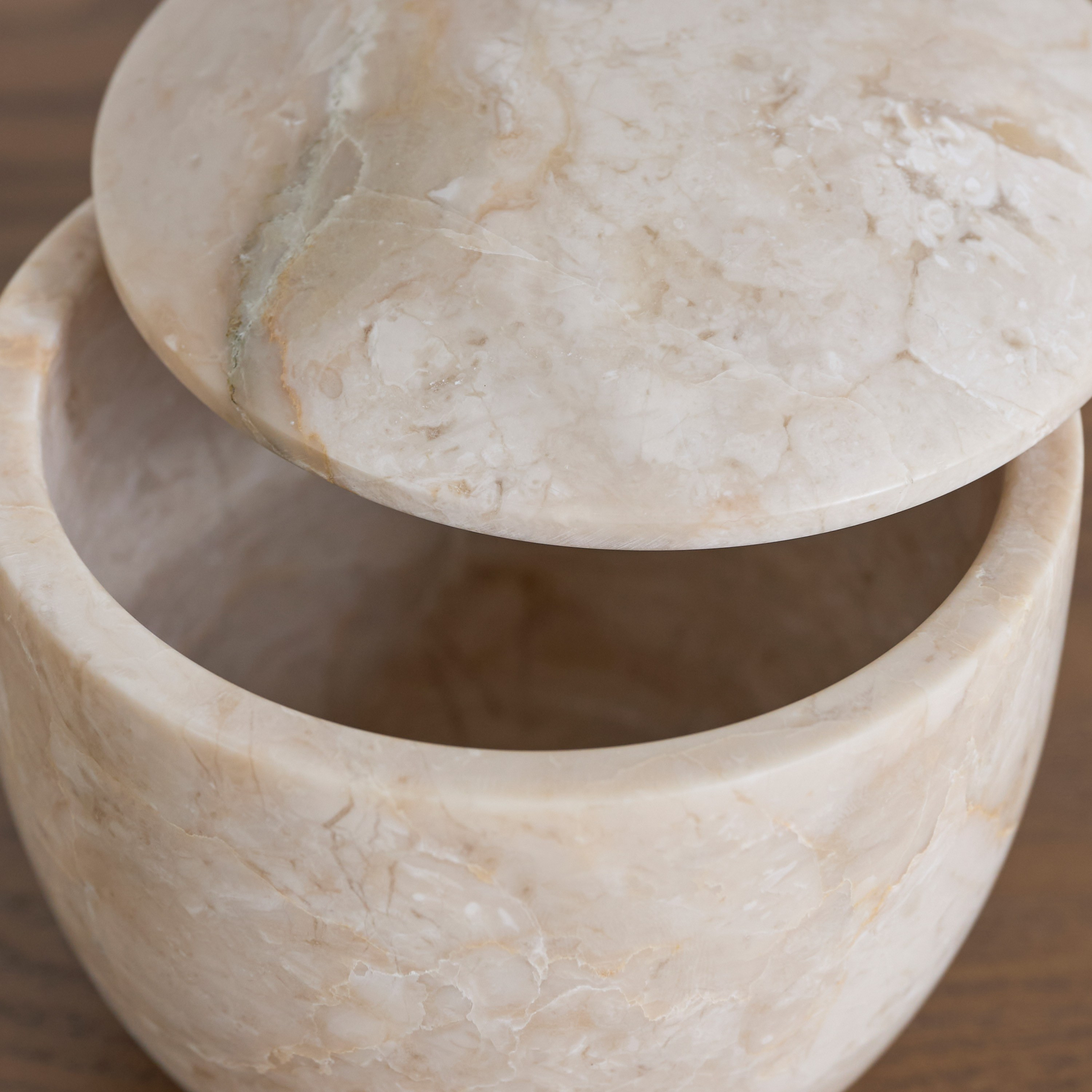 جرة قطن رخام تركي - أتيلييه صحار-household-bathandlaundry-bathaccessories-tissueboxesandcottonjars-image-3