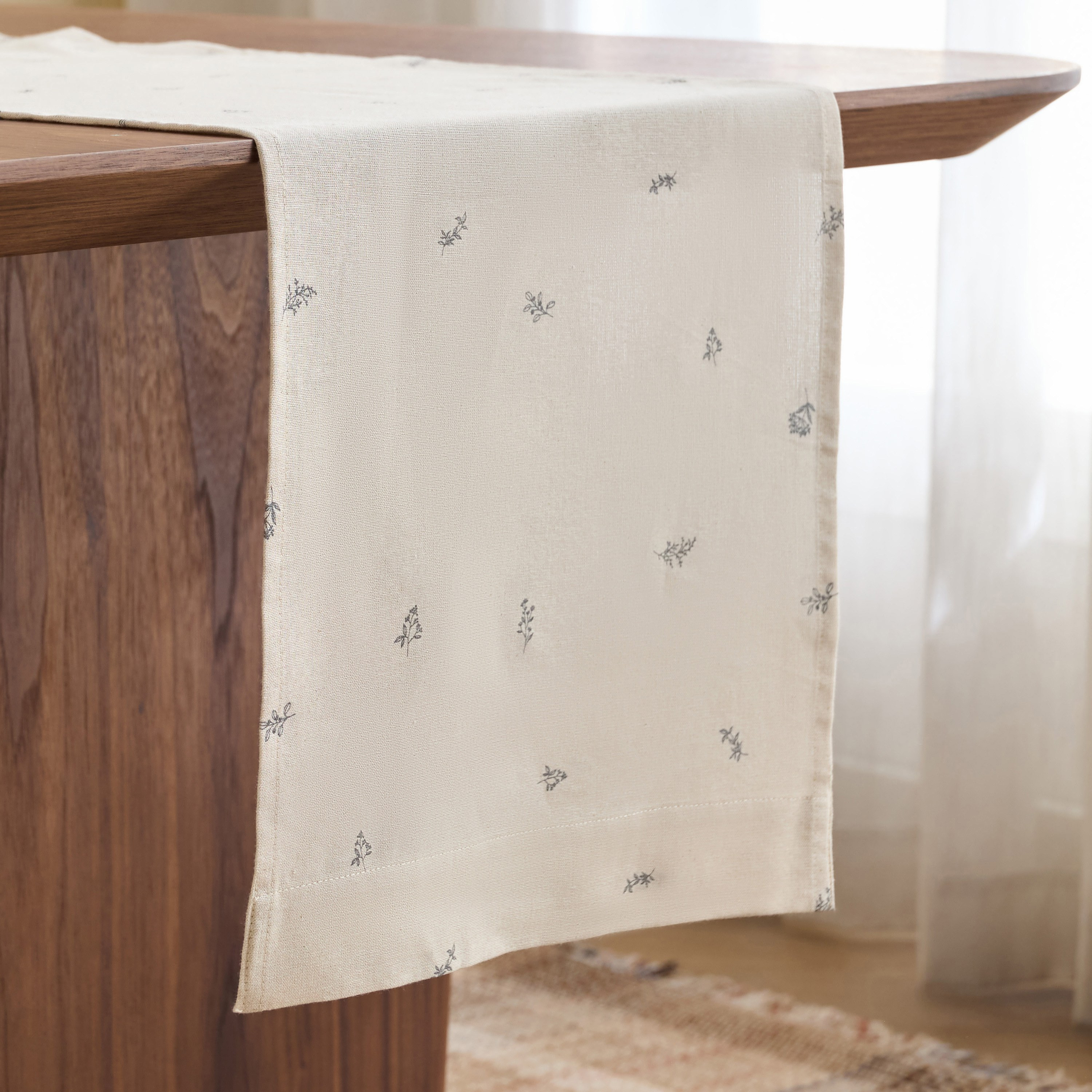 مفرش طاولة - تيرا - 33x180 سم-household-dining-tablelinen-runnersandtablecovers-image-3