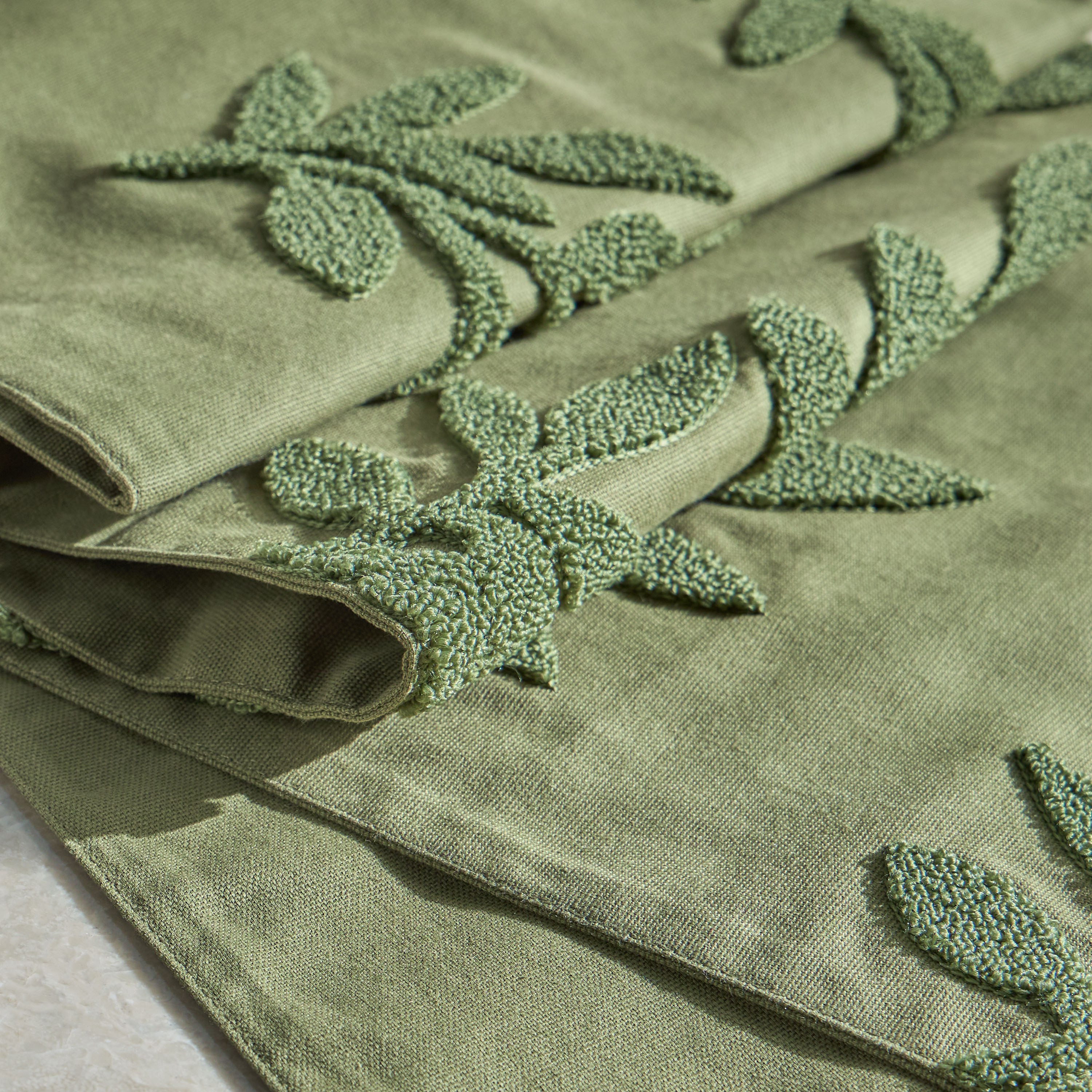 Natura Table Runner - 30x180 cm-household-dining-tablelinen-runnersandtablecovers-image-3