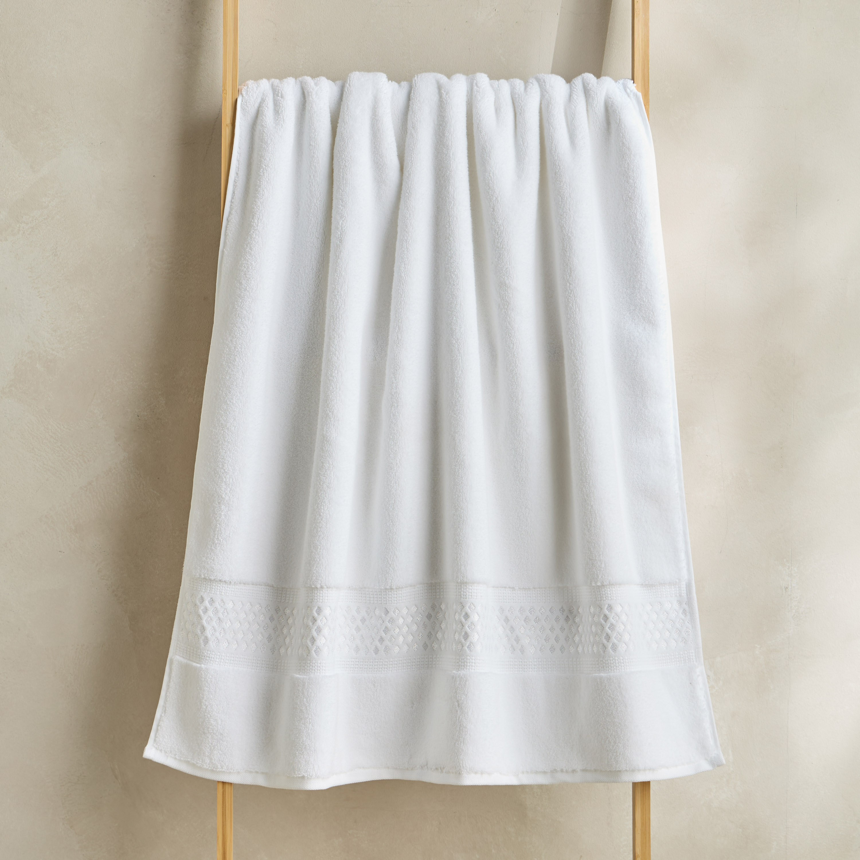 The White Studio 750 GSM Turkish Cotton Bath Sheet - 90x150 cm-household-bathandlaundry-bathlinen-towels-image-2