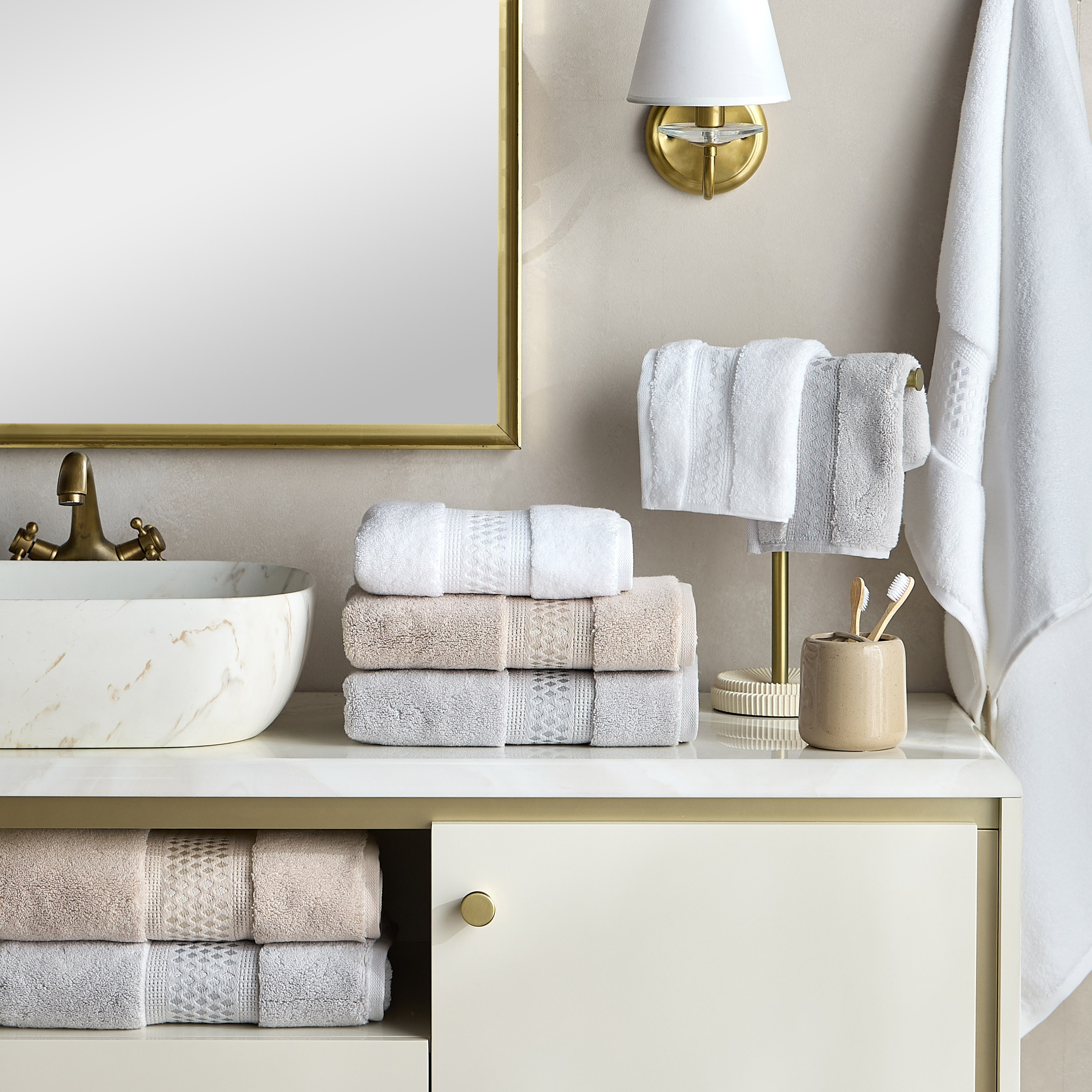 طقم مناشف صغيرة قطن تركي 4 قطع بوزن 750 جرامًا لكل متر مربع - ذا وايت ستوديو - 30x30 سم-household-bathandlaundry-bathlinen-towels-image-5