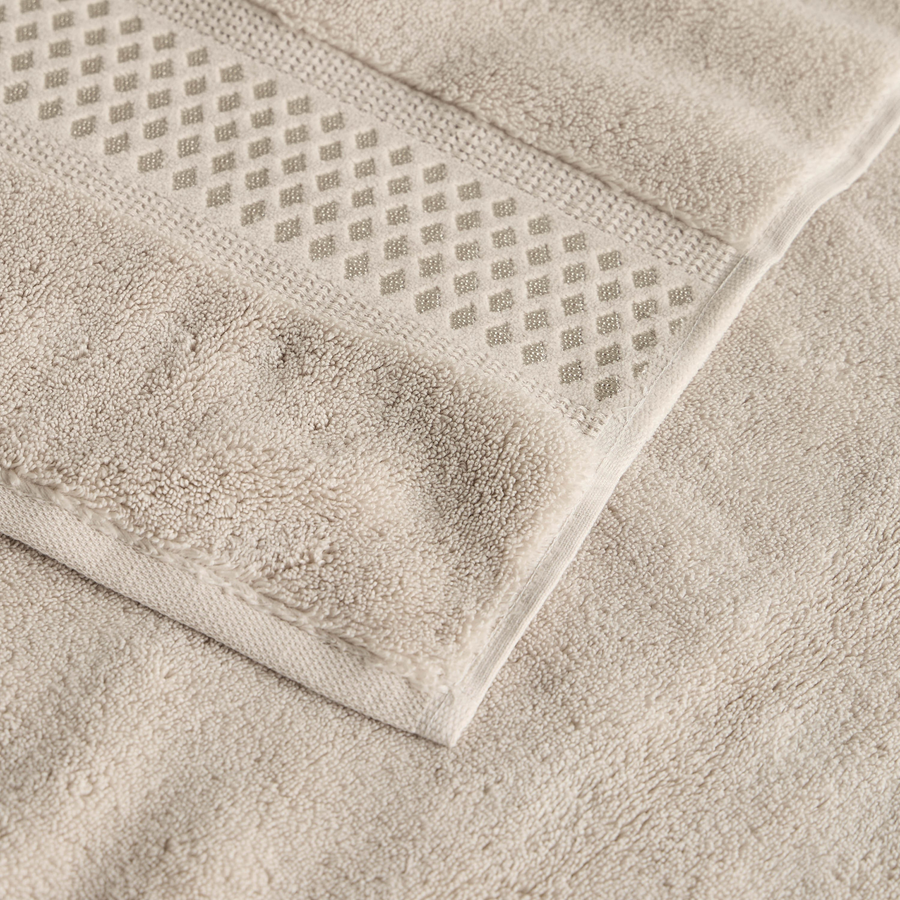The White Studio 750 GSM Turkish Cotton Hand Towel - 50x90 cm-household-bathandlaundry-bathlinen-towels-image-3