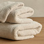 منشفة يد قطن تركي بوزن 750 جرامًا لكل متر مربع - ذا وايت ستوديو - 50x90 سم-household-bathandlaundry-bathlinen-towels-image-4