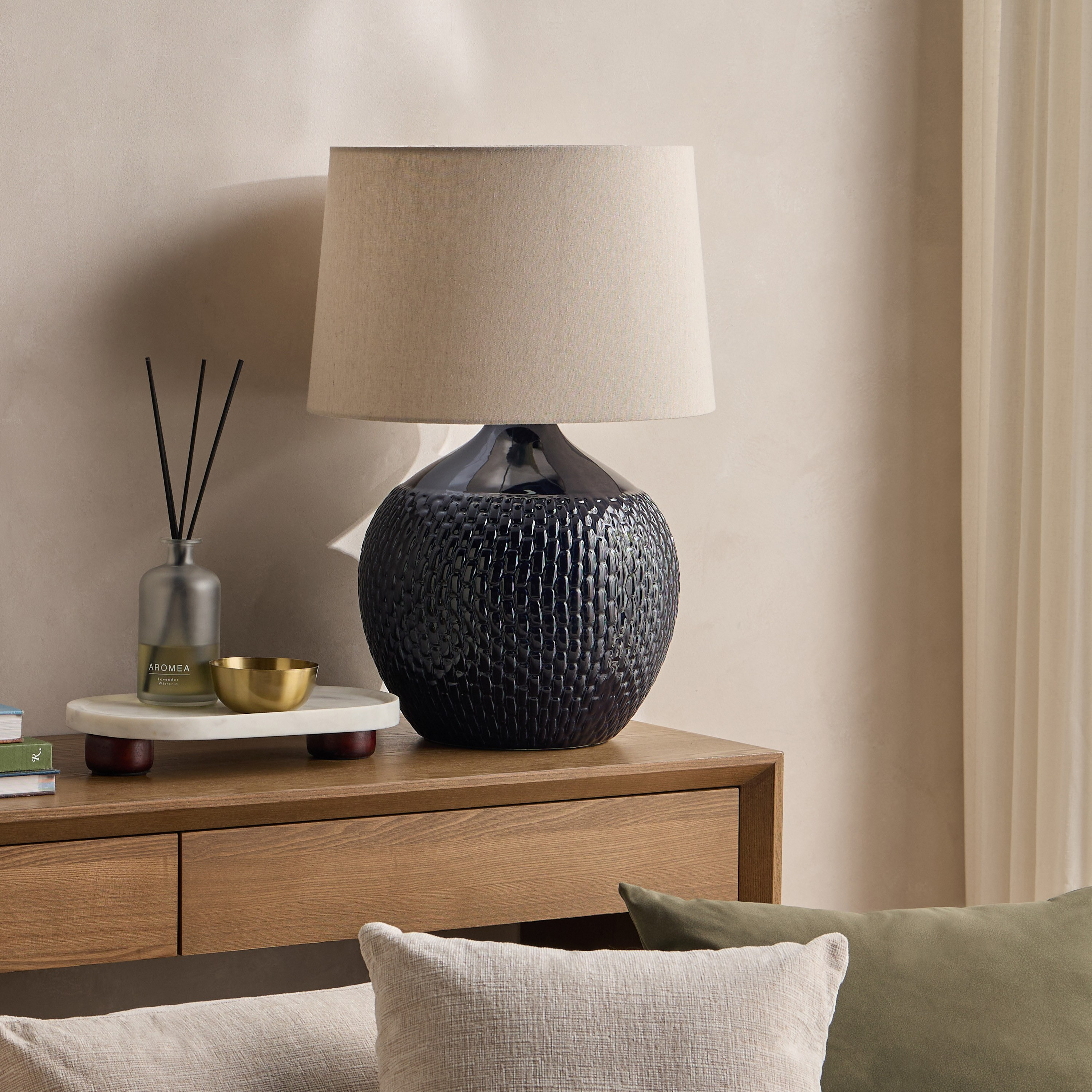 مصباح طاولة سيراميك - أدرينا - 65 سم-household-lighting-tableanddesklamps-image-5