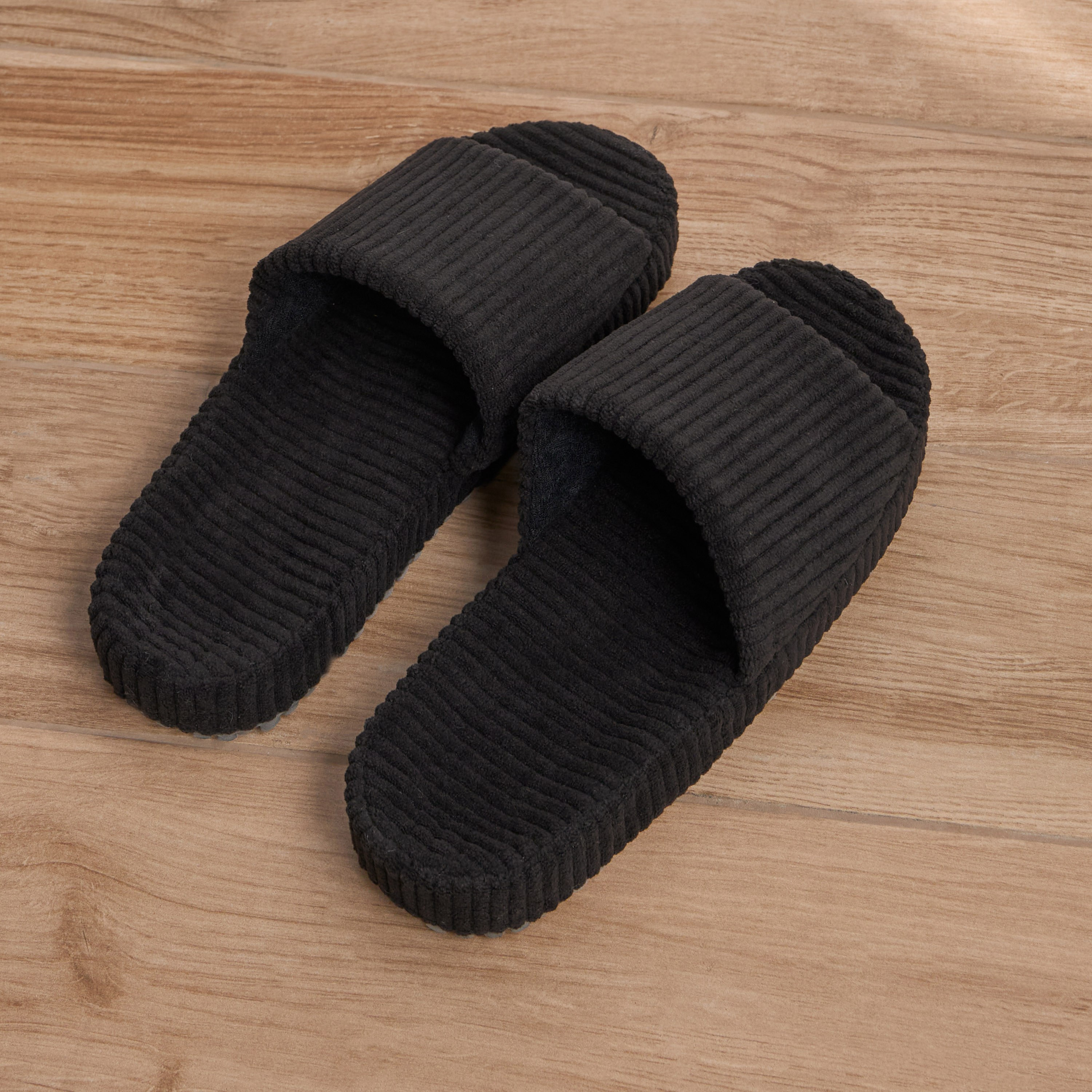 Homfie Indoor Slippers - L-XL-household-bathandlaundry-bathlinen-bathrobesandslippers-slippers-image-1