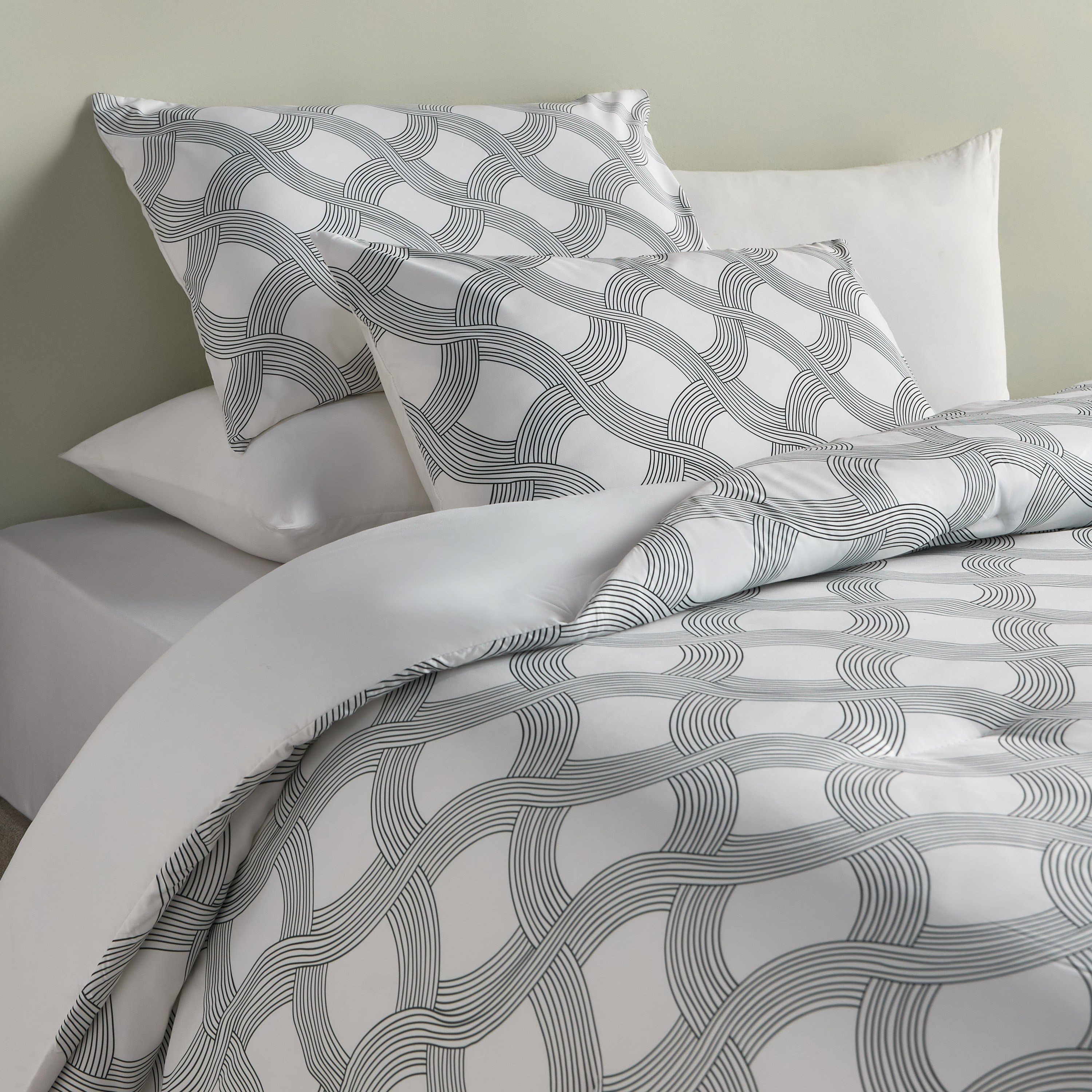 طقم لحاف كوين 3 قطع بطبعات - ليا - 220x230 سم-household-bedding-comfortersandbedspreads-comforters-image-1