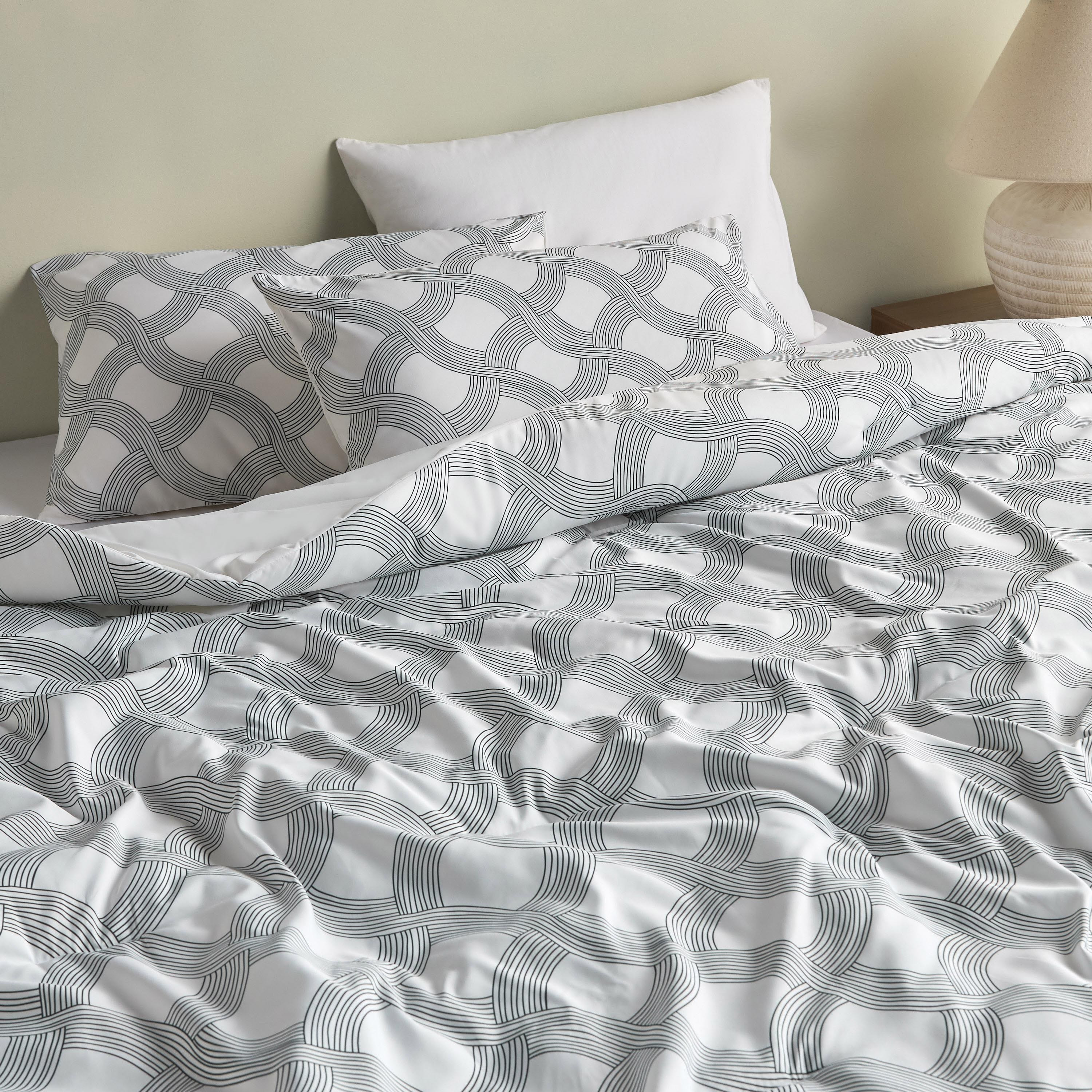طقم لحاف كوين 3 قطع بطبعات - ليا - 220x230 سم-household-bedding-comfortersandbedspreads-comforters-image-5