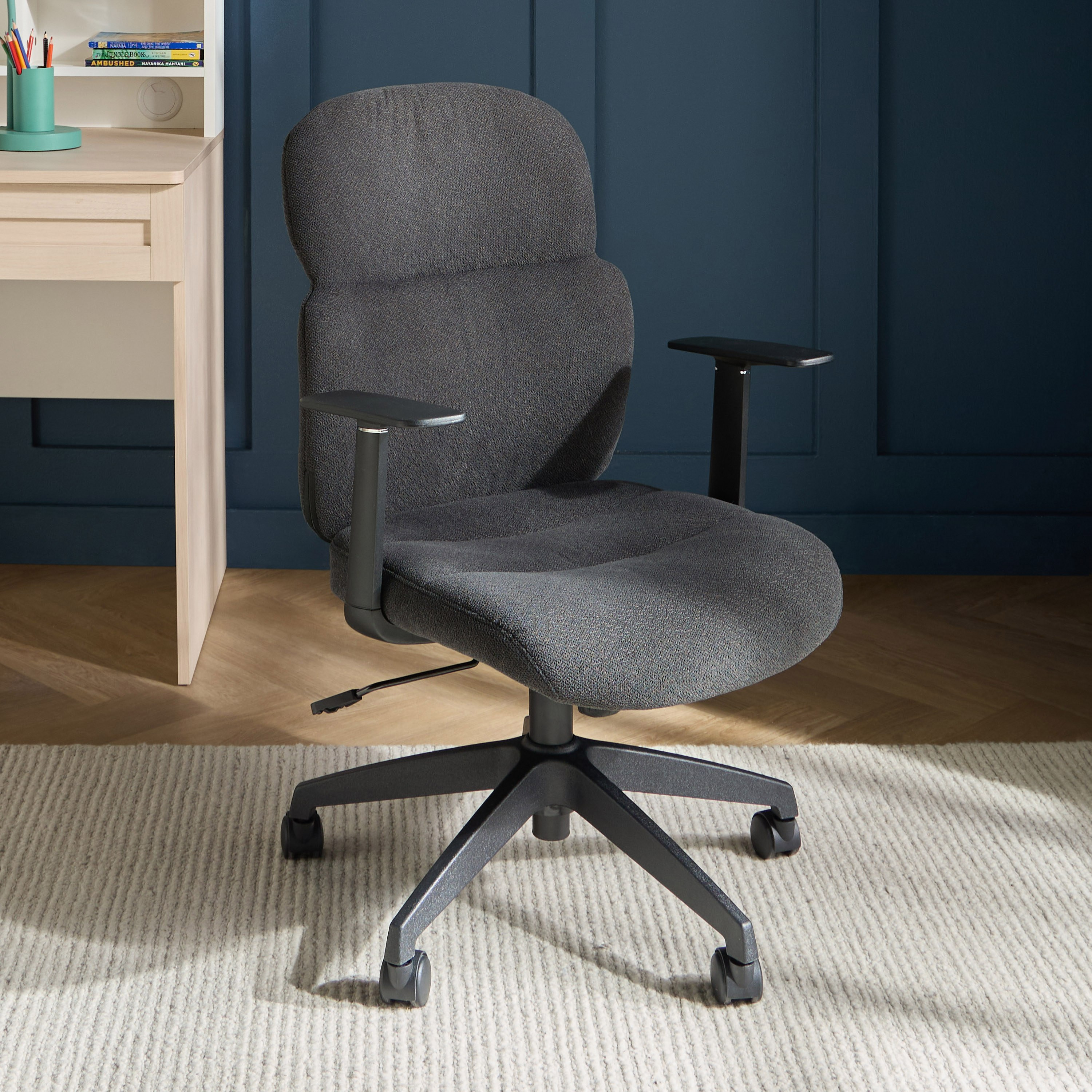 Brevis Desk Chair
