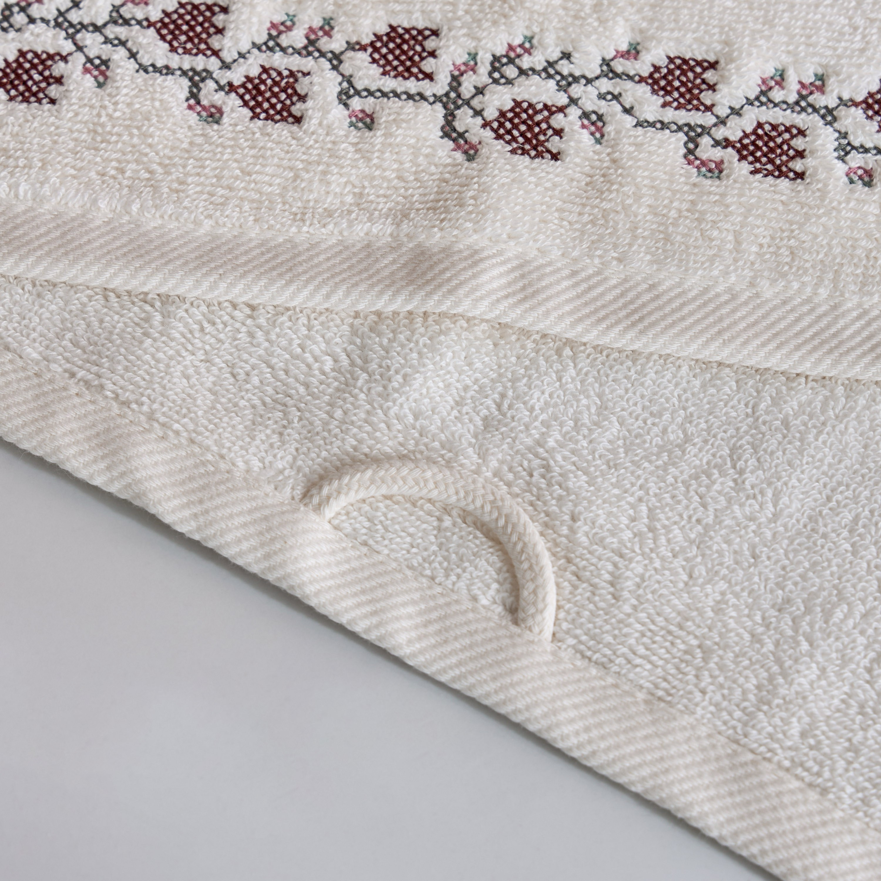 طقم مناشف يد 2 قطعة من القطن التركي 550 جي إس إم - إمبر - 50×90 سم-household-bathandlaundry-bathlinen-towels-image-3