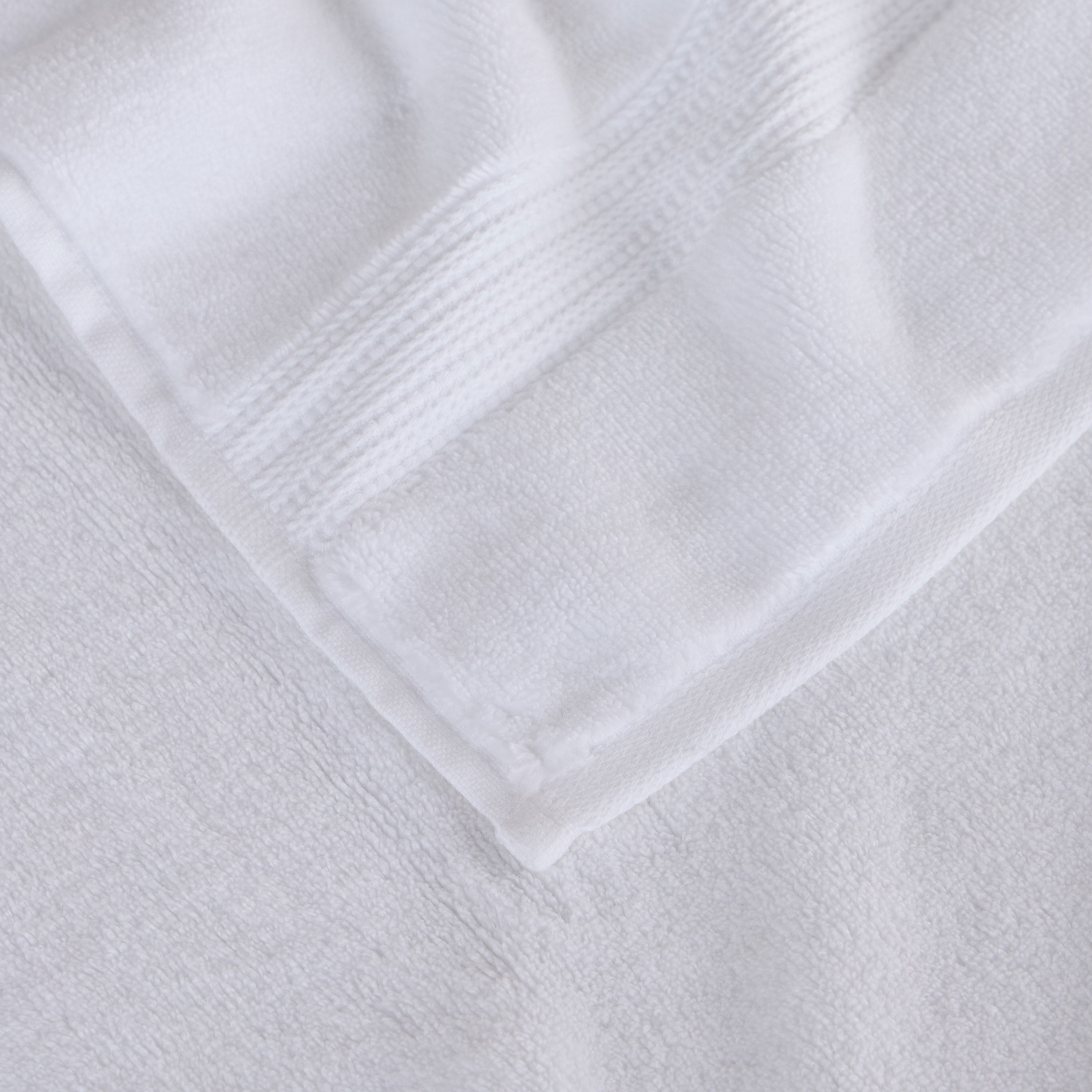 منشفة حمام قطن 650 جرام لكل متر مربع - كونوسير - 70x140 سم-household-bathandlaundry-bathlinen-towels-image-3