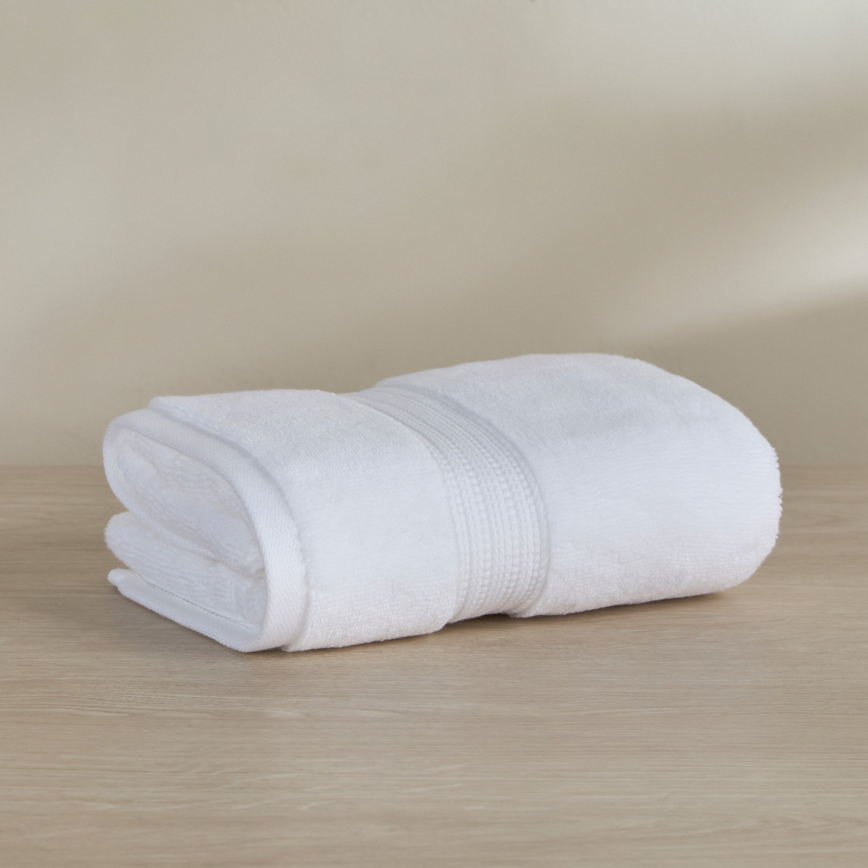 Connoisseur 650 GSM Cotton Hand Towel - 50x90 cm-household-bathandlaundry-bathlinen-towels-image-1