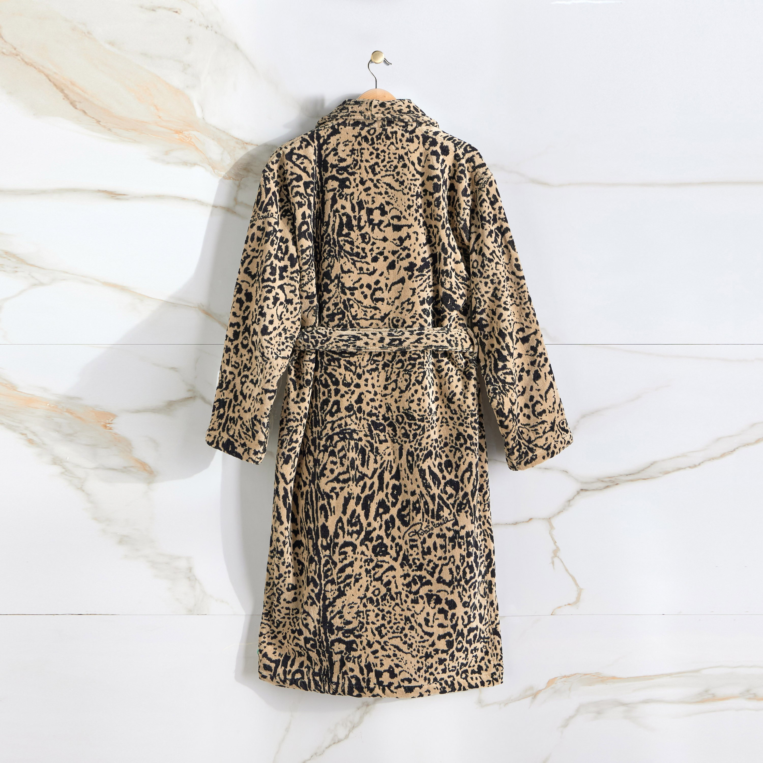 روب استحمام لينكس - روبرتو كافالي - كبير-household-bathandlaundry-bathlinen-bathrobesandslippers-bathrobes-image-2