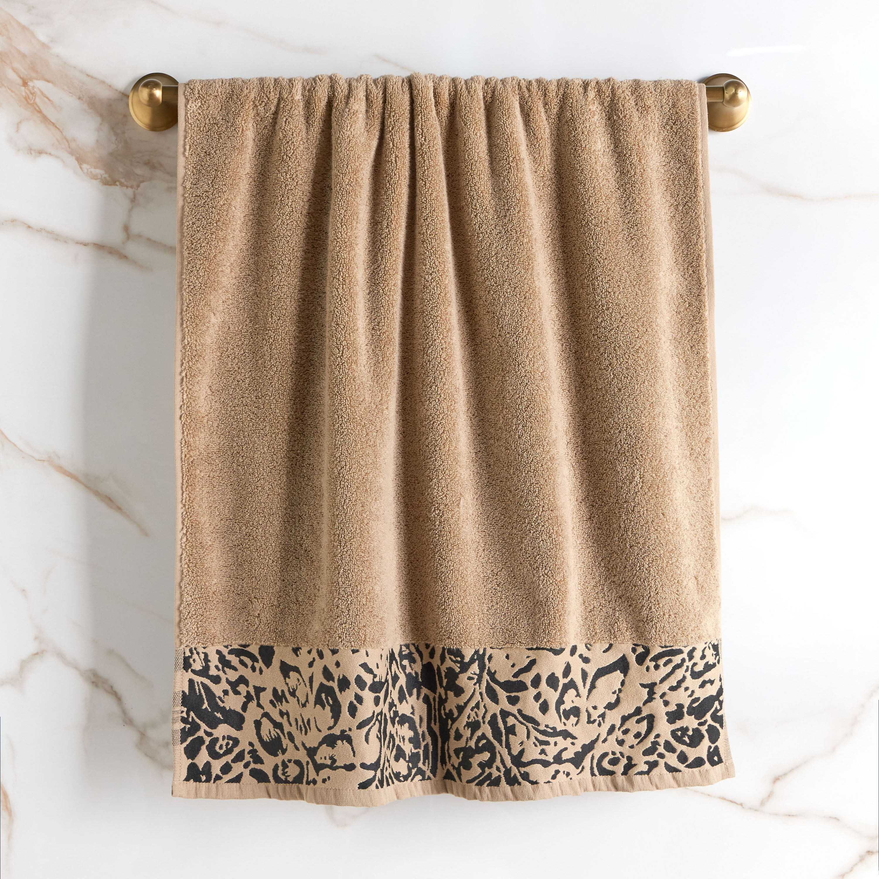 Roberto Cavalli Lynx 550 GSM Cotton Bath Towel - 70x140 cm-household-bathandlaundry-bathlinen-towels-image-1
