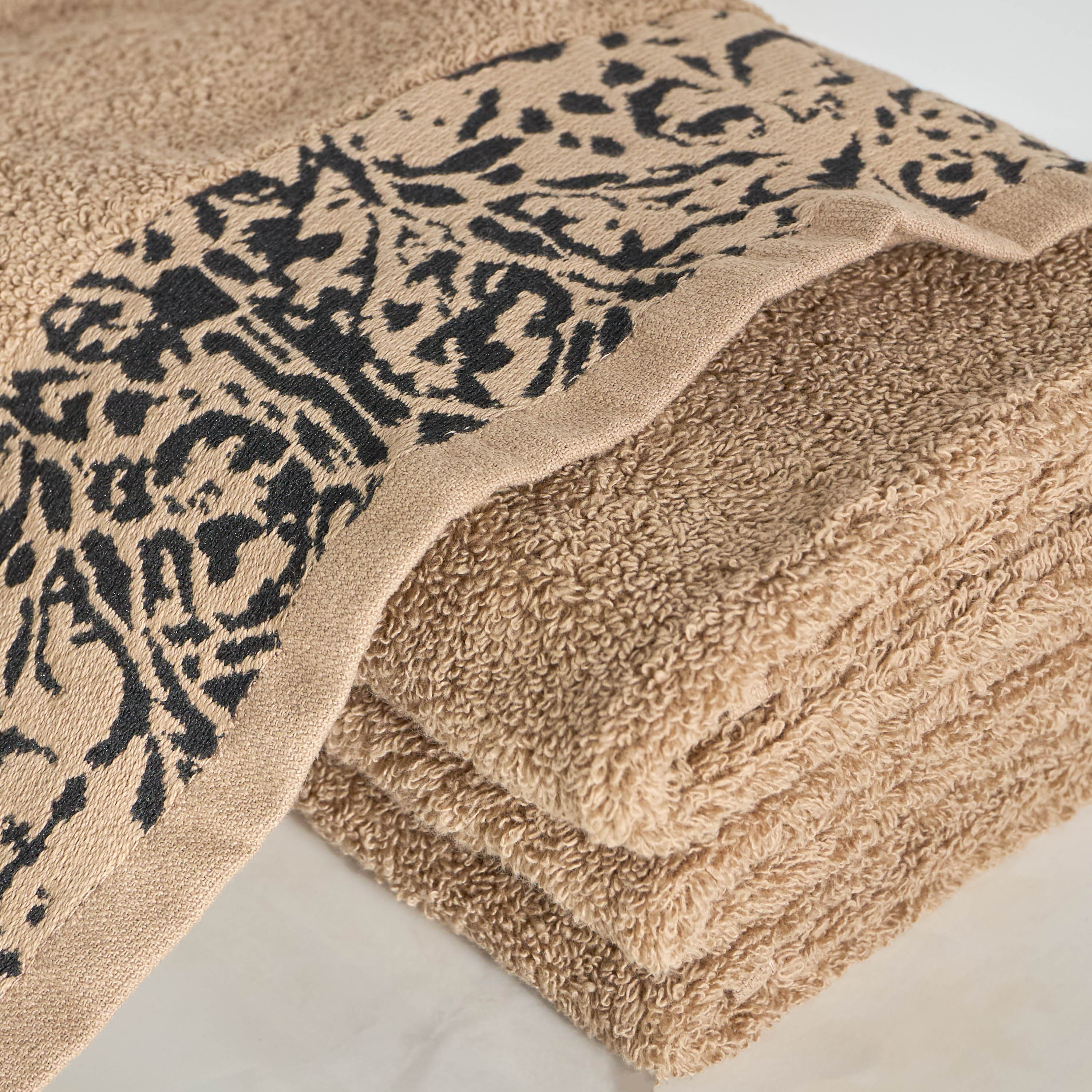 Roberto Cavalli 4-Piece 550 GSM Cotton Fingertip Towel Set - 40x40 cm-household-bathandlaundry-bathlinen-towels-image-2