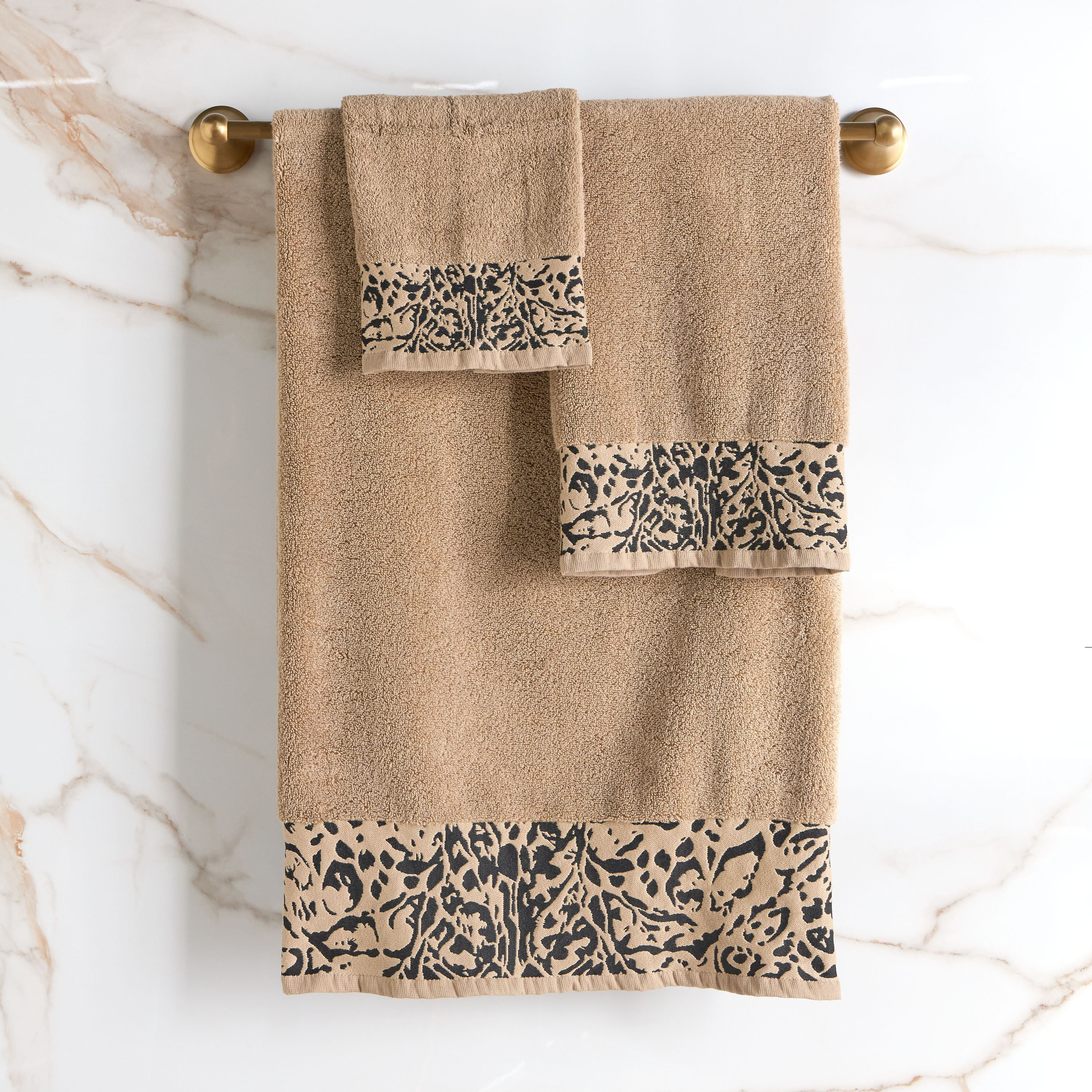 Roberto Cavalli Lynx 550 GSM Cotton Hand Towel - 50x90 cm-household-bathandlaundry-bathlinen-towels-image-3