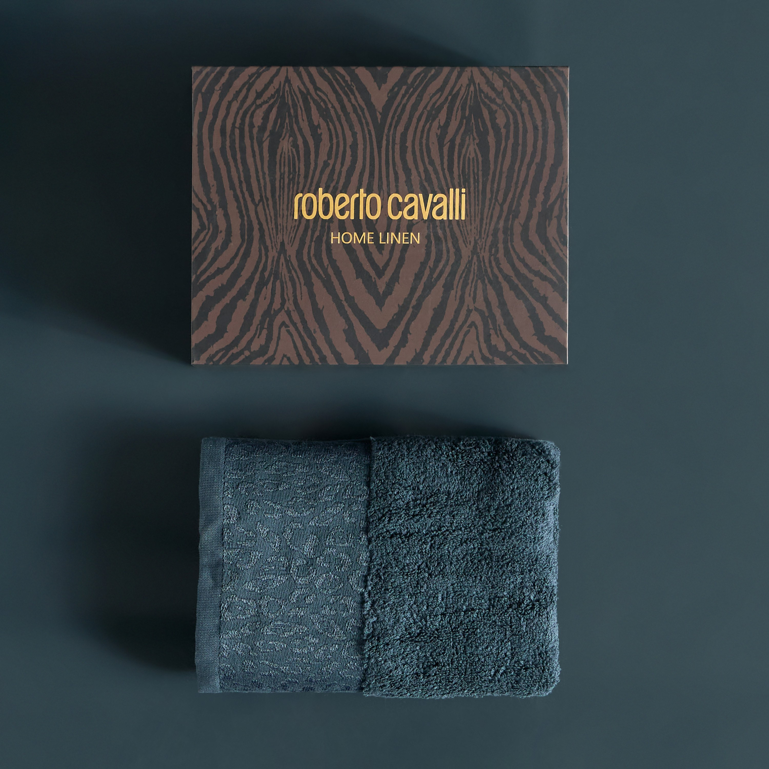 Roberto Cavalli 550 GSM Cotton Hand Towel - 50x90 cm-household-bathandlaundry-bathlinen-towels-image-4