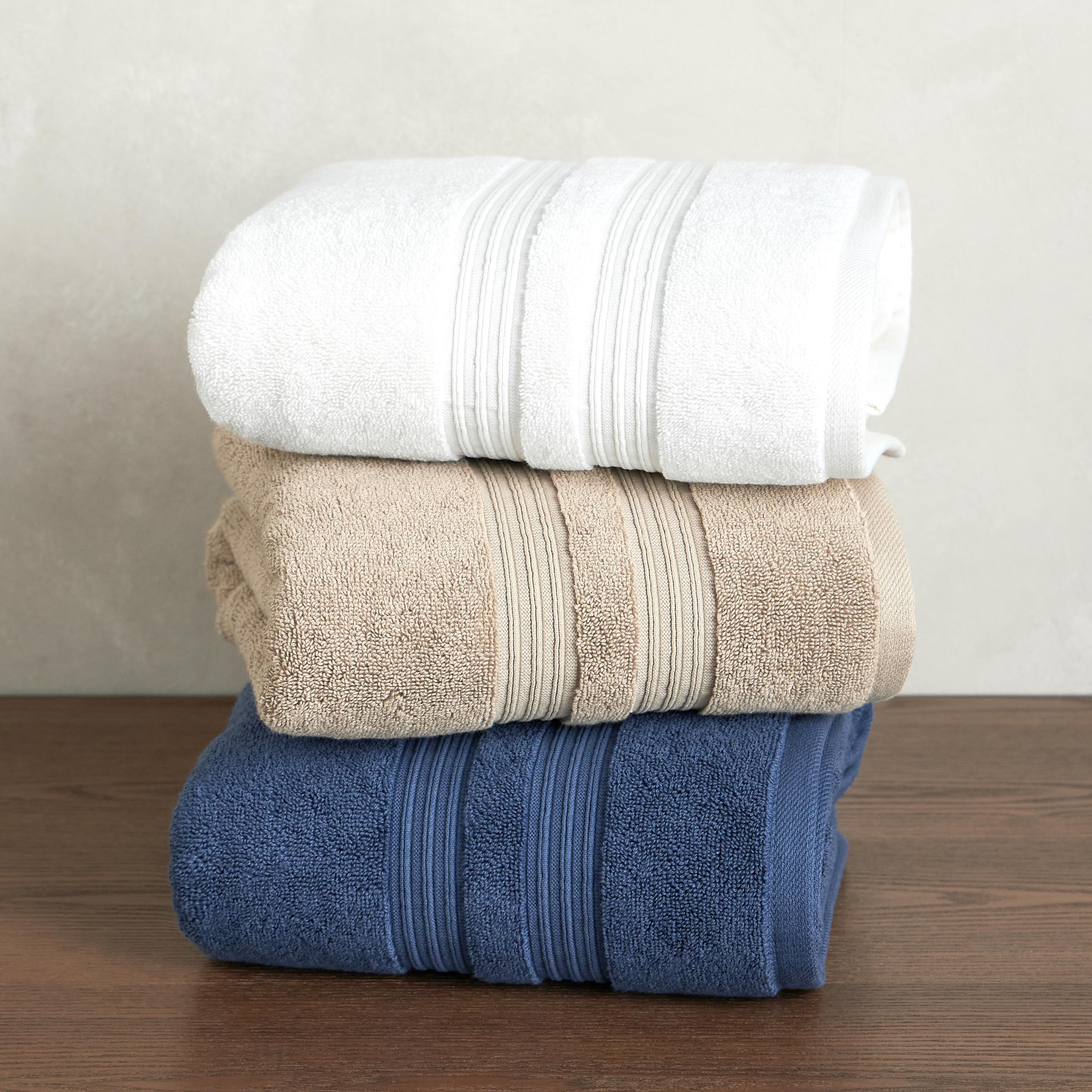 منشفة حمام قطنية بكثافة 650 جرام لكل متر مربع - ريتريت - 70×140 سم-household-bathandlaundry-bathlinen-towels-image-6