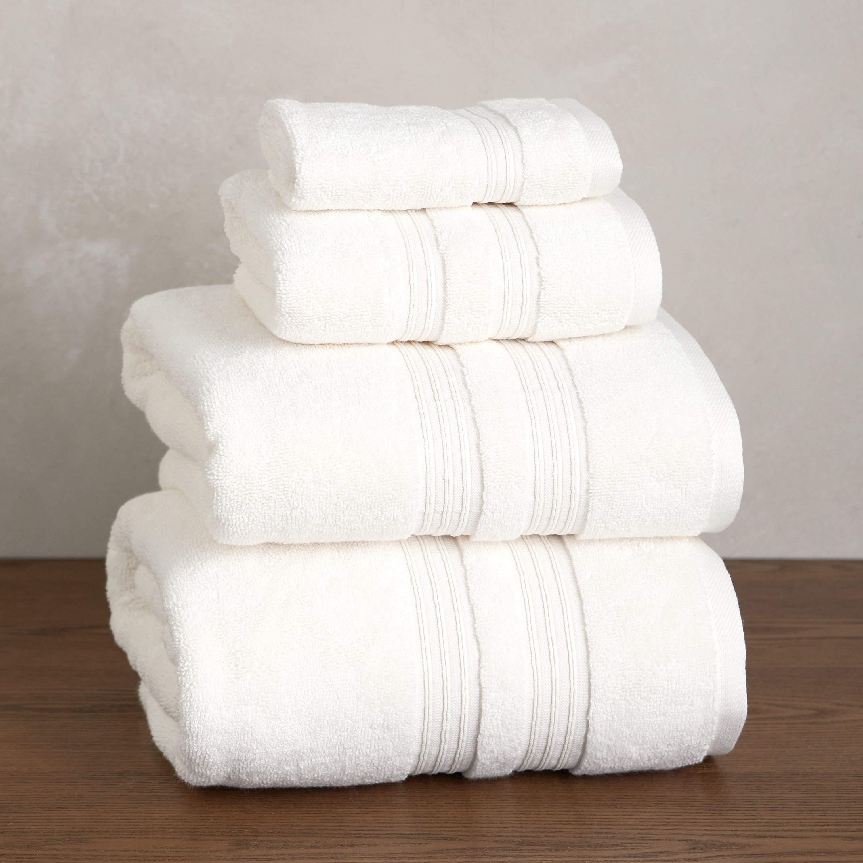 منشفة حمام قطنية بكثافة 650 جرام لكل متر مربع - ريتريت - 70×140 سم-household-bathandlaundry-bathlinen-towels-image-5