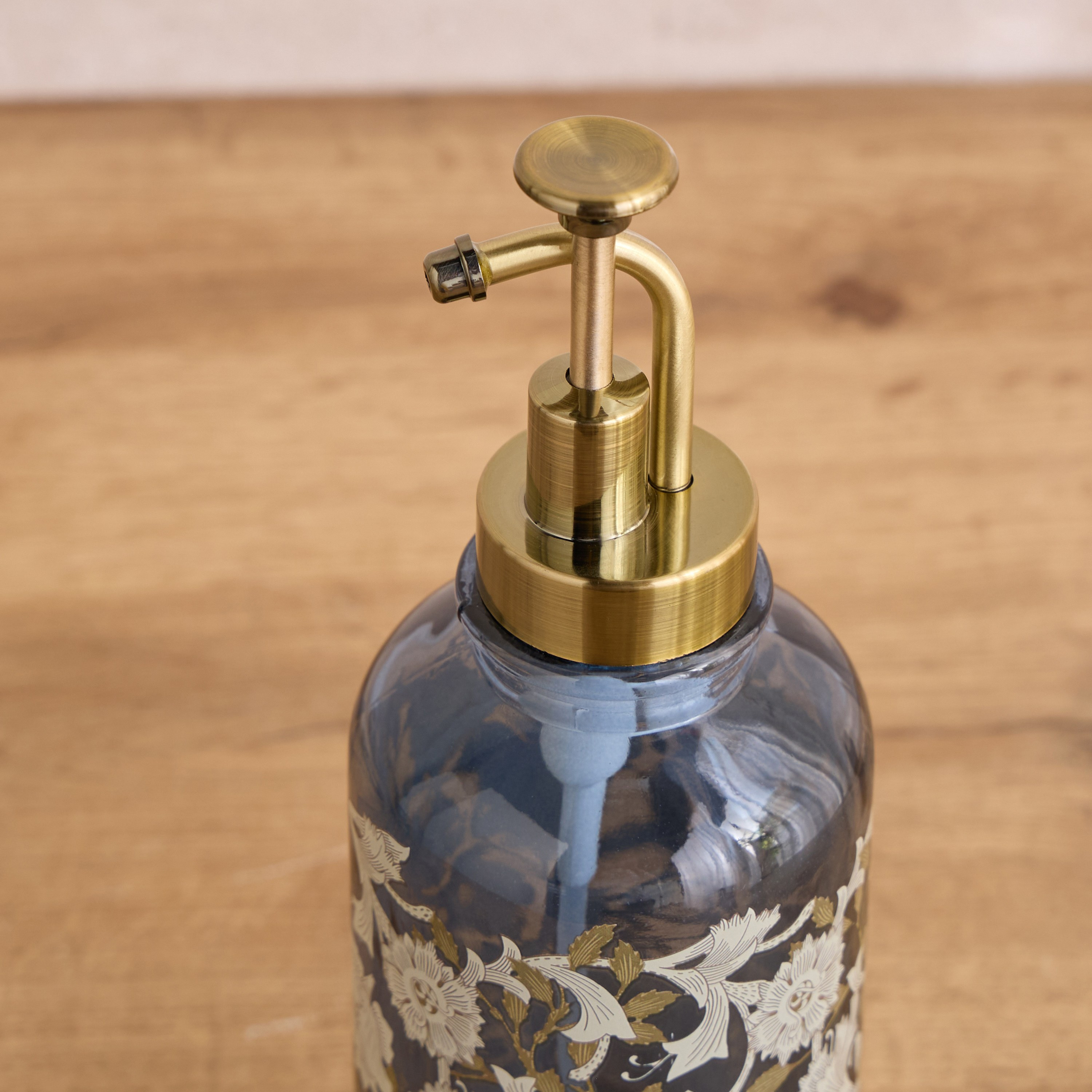 موزع صابون بنقوش زهرية - هيريتيج ميدو-household-bathandlaundry-bathaccessories-soapdishesanddispensers-image-3