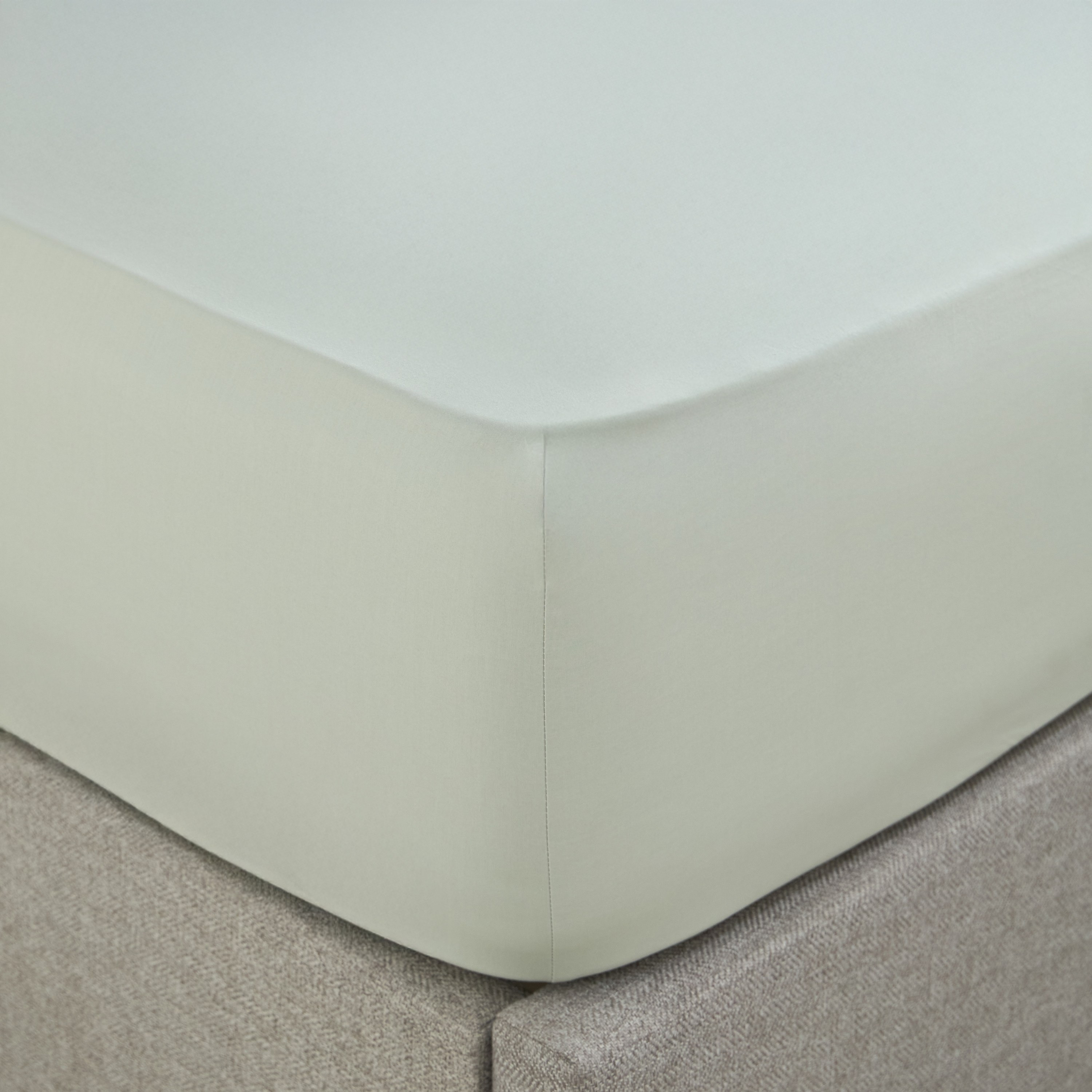 Serenity Cotton Percale 200 Thread Count Full Fitted Sheet - 120x200 cm-household-bedding-sheetsandpillowcases-fittedsheets-image-1