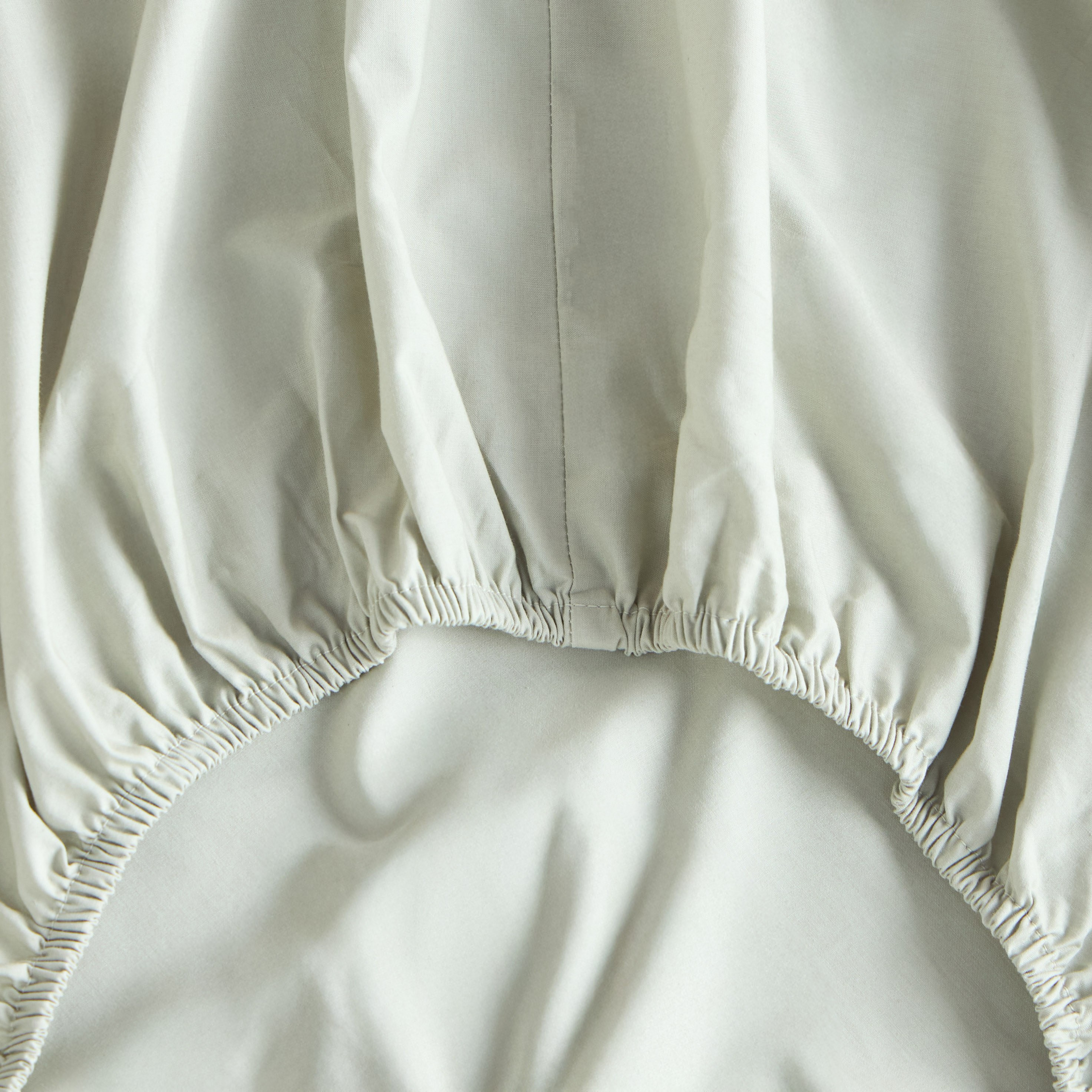 Serenity Cotton Percale 200 Thread Count Super King Fitted Sheet - 200x205 cm-household-bedding-sheetsandpillowcases-fittedsheets-image-2