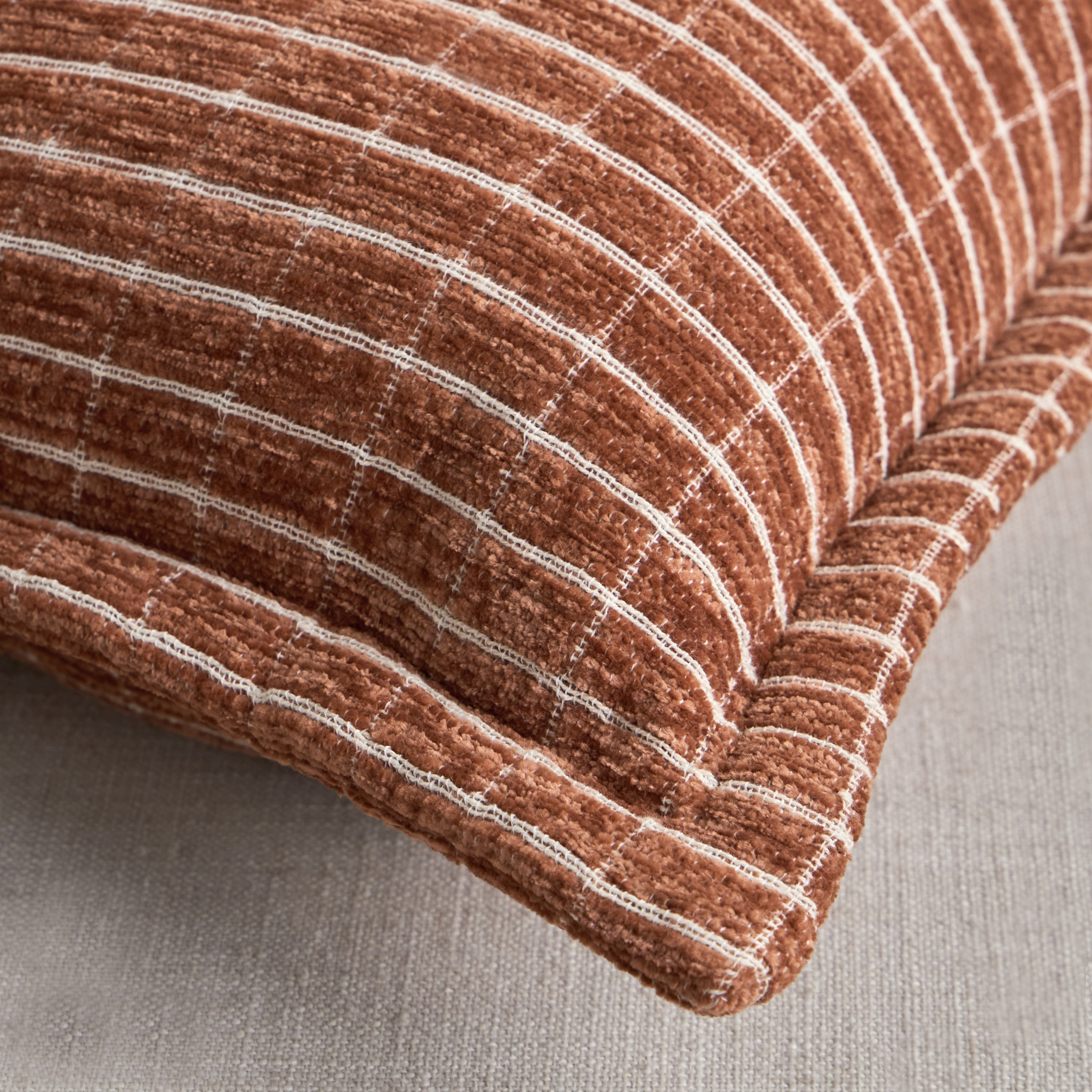 طقم وسادة محشوة بارزة الملمس من قطعتين - نولا - 50×50 سم-household-cushionsandthrows-filledcushions-decorativecushions-image-3