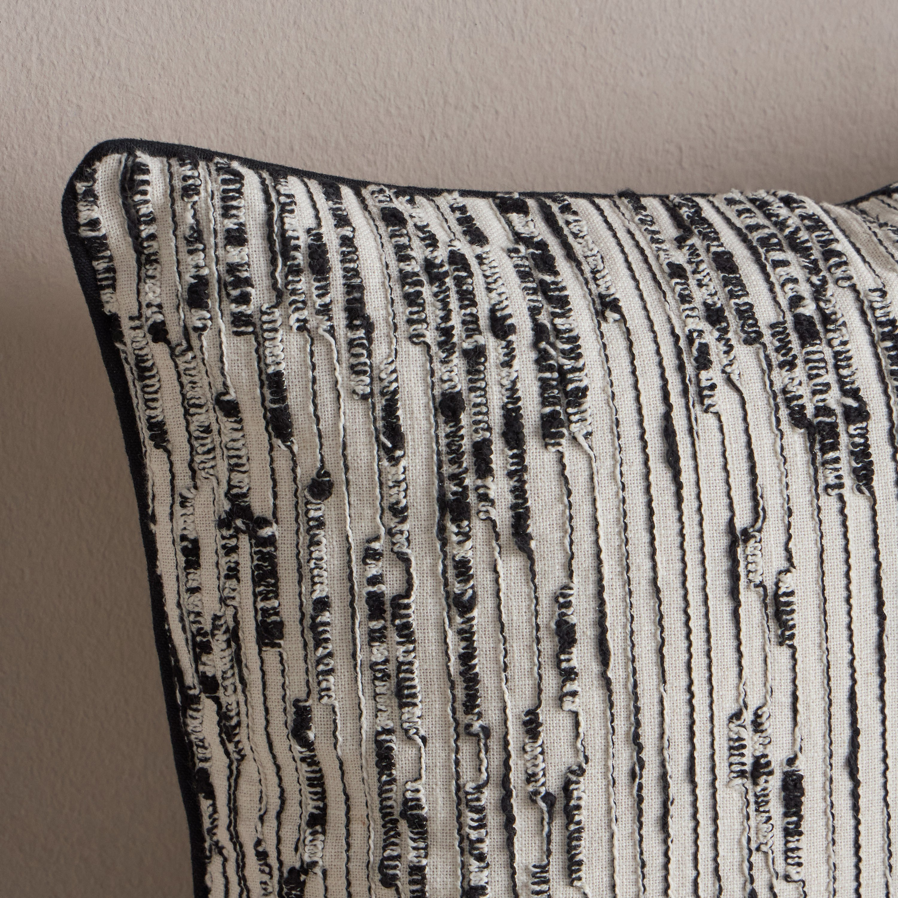 Refined Minimalism Ink Study Cushion Cover - 50x50 cm-household-cushionsandthrows-cushioncovers-image-2