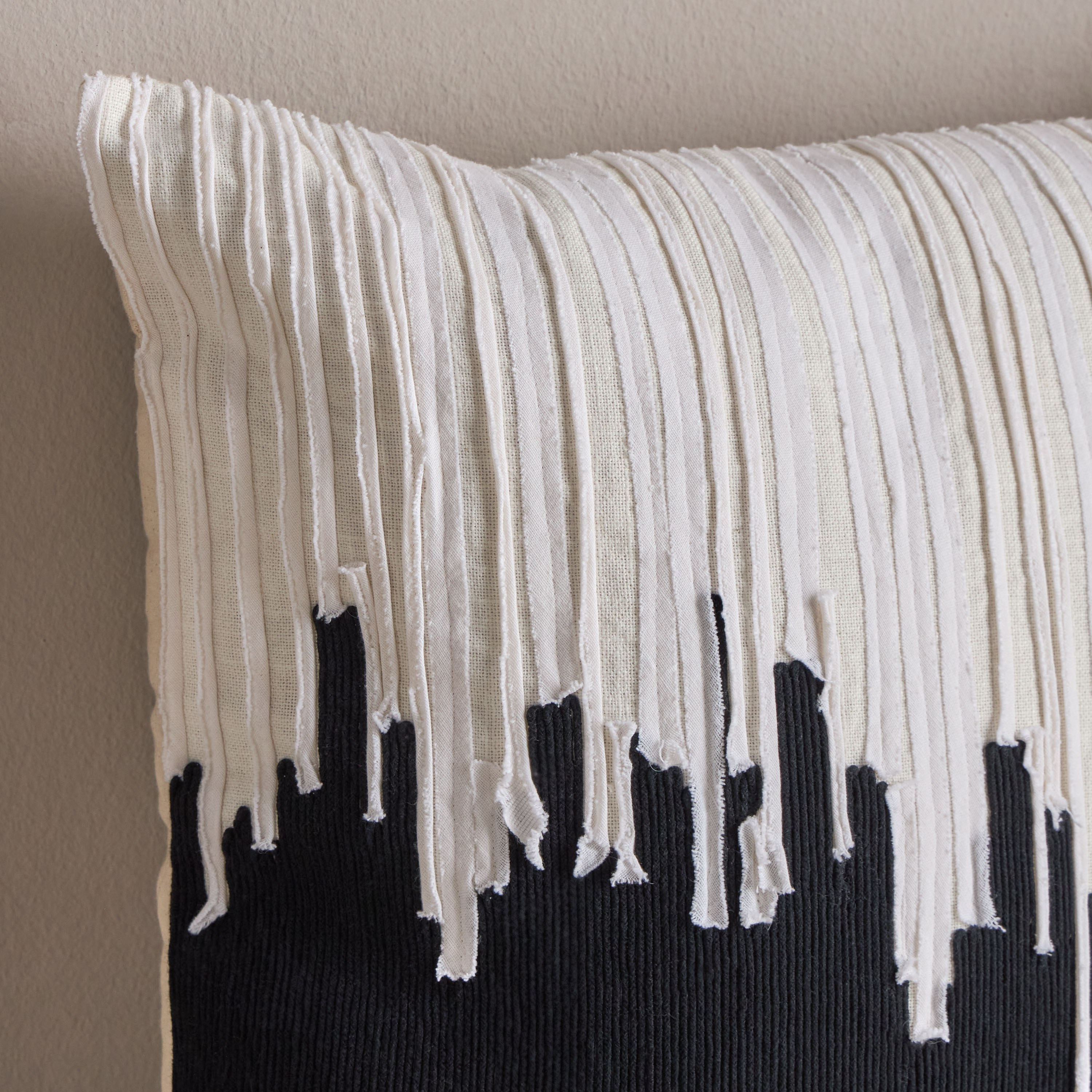 Refined Minimalism Artline Monochrome Boucle Embroidered Cushion Cover - 50x50 cm-household-cushionsandthrows-cushioncovers-image-2