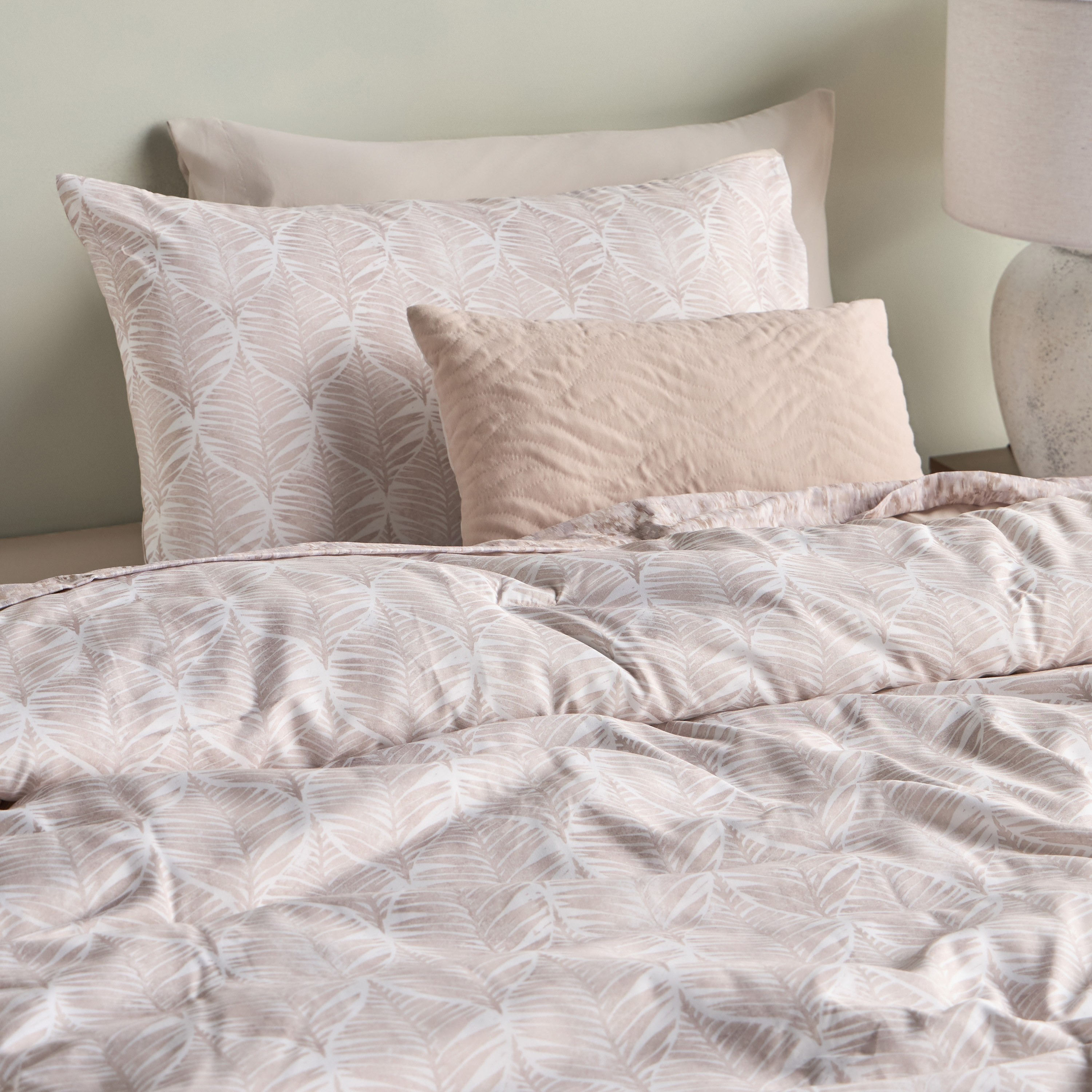 Verdant Mona Printed 6-Piece Full Comforter and Sheet Set -  160x240 cm-household-bedding-comfortersandbedspreads-bedinabag-image-8
