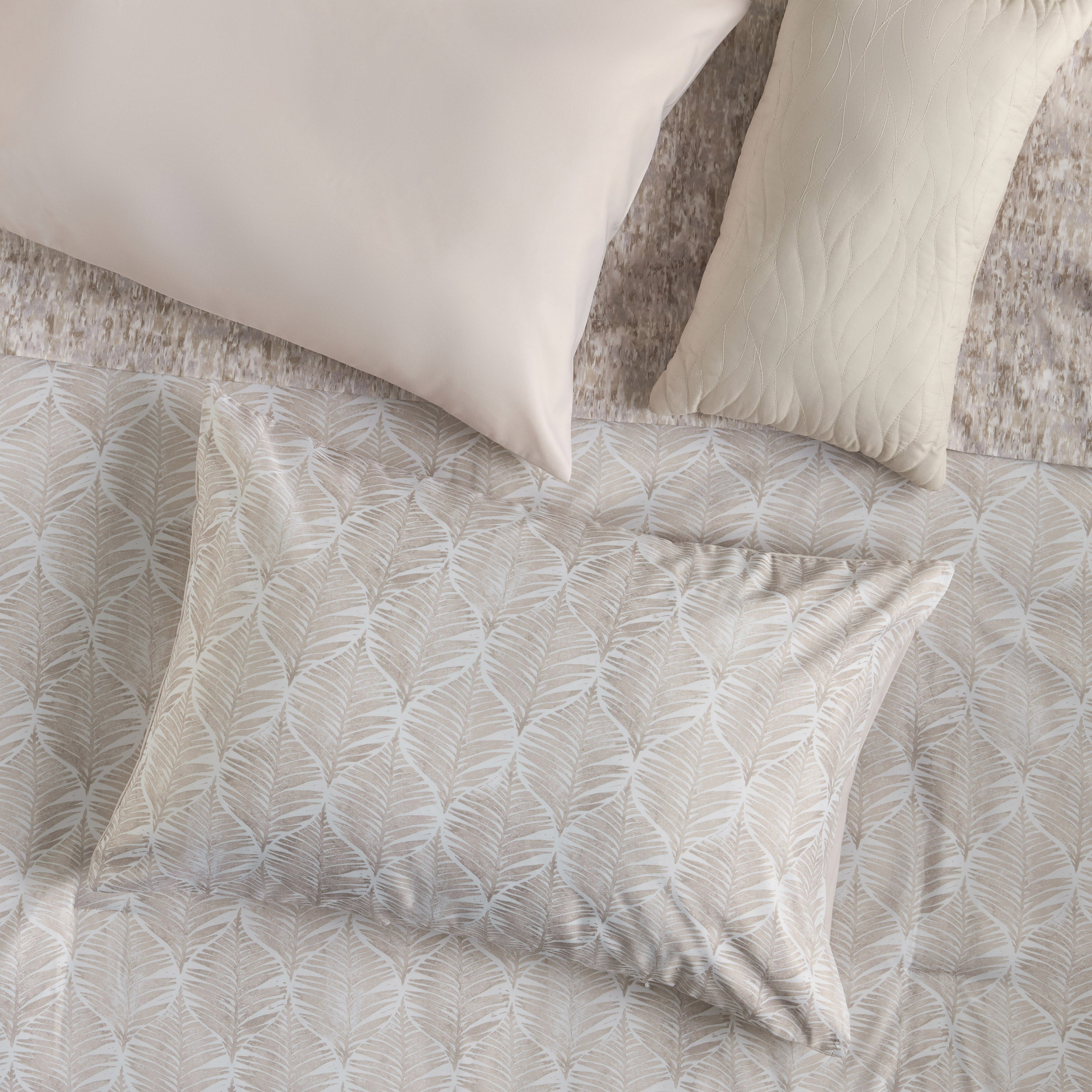 Verdant Mona Leaf Print 8-Piece Super King Comforter and Sheet Set - 240x260 cm-household-bedding-comfortersandbedspreads-bedinabag-image-3