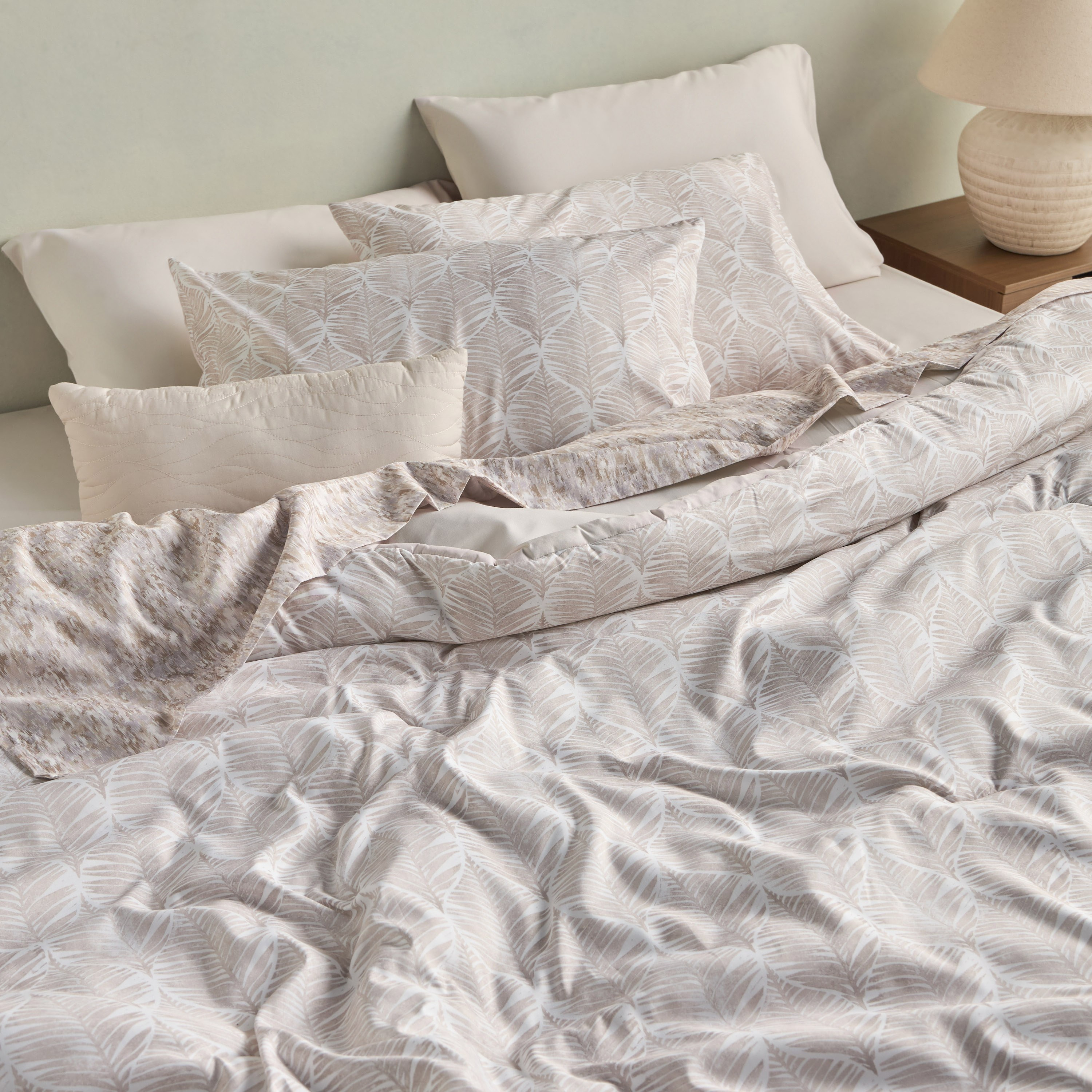 Verdant Mona Leaf Print 8-Piece Super King Comforter and Sheet Set - 240x260 cm-household-bedding-comfortersandbedspreads-bedinabag-image-8