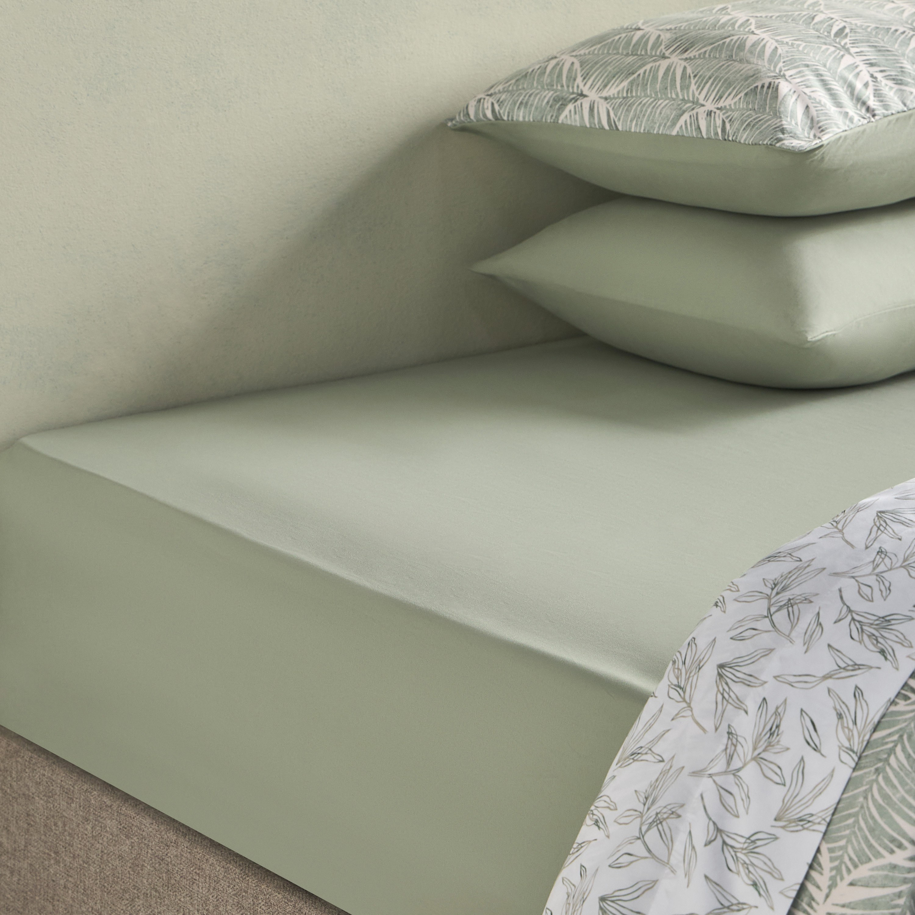 Verdant Elise Botanical Print 8-Piece Super King Comforter and Sheet Set - 240x260 cm-household-bedding-comfortersandbedspreads-bedinabag-image-6