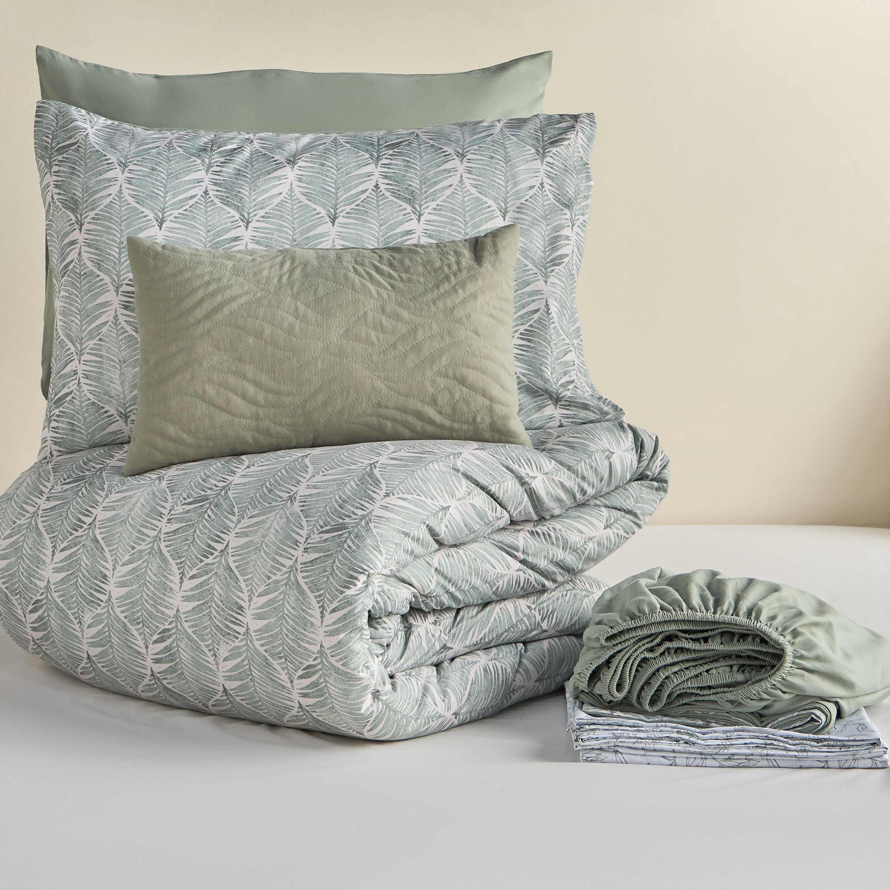 Verdant Elise Botanical Print 8-Piece Super King Comforter and Sheet Set - 240x260 cm-household-bedding-comfortersandbedspreads-bedinabag-image-9