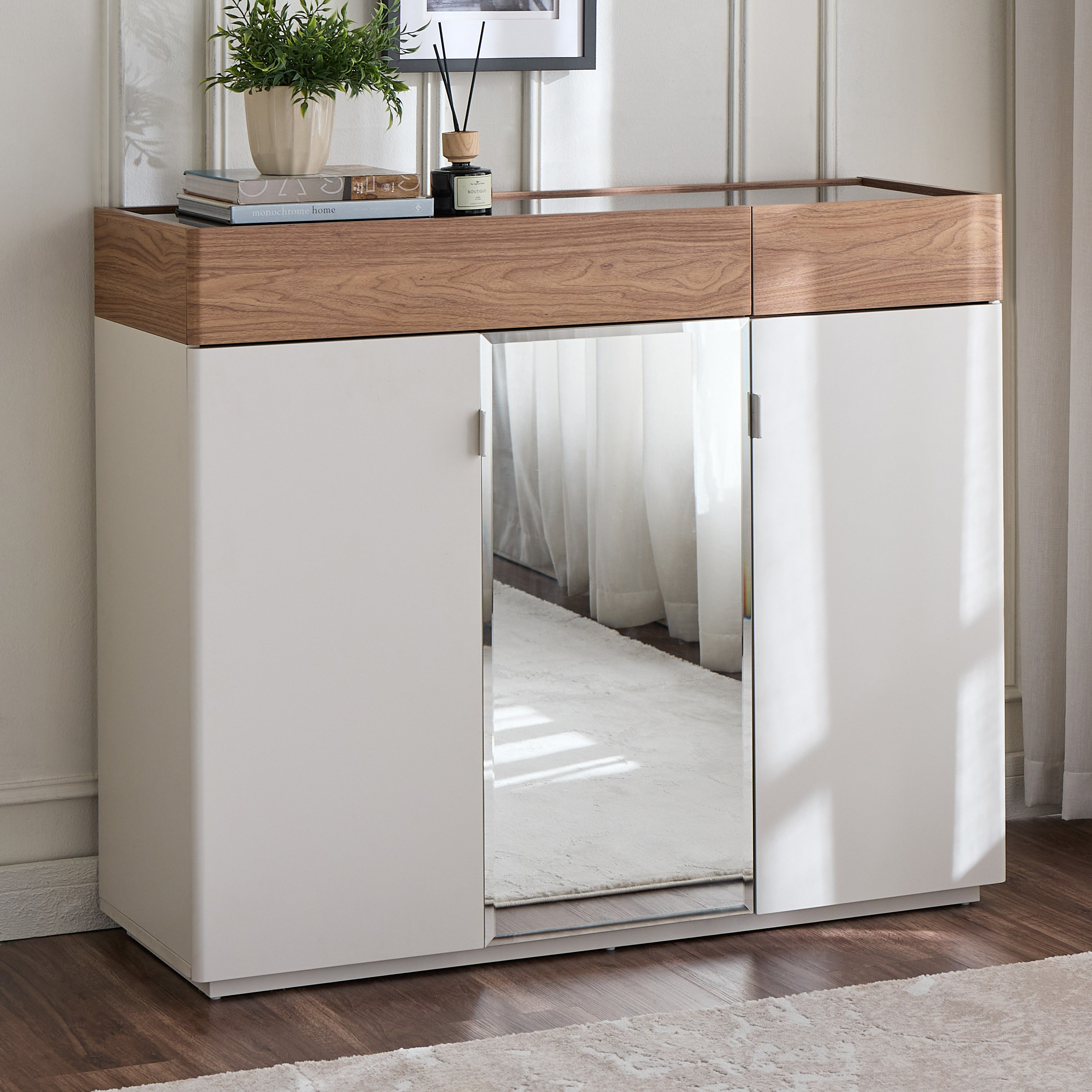 Stellar Shoe Cabinet
