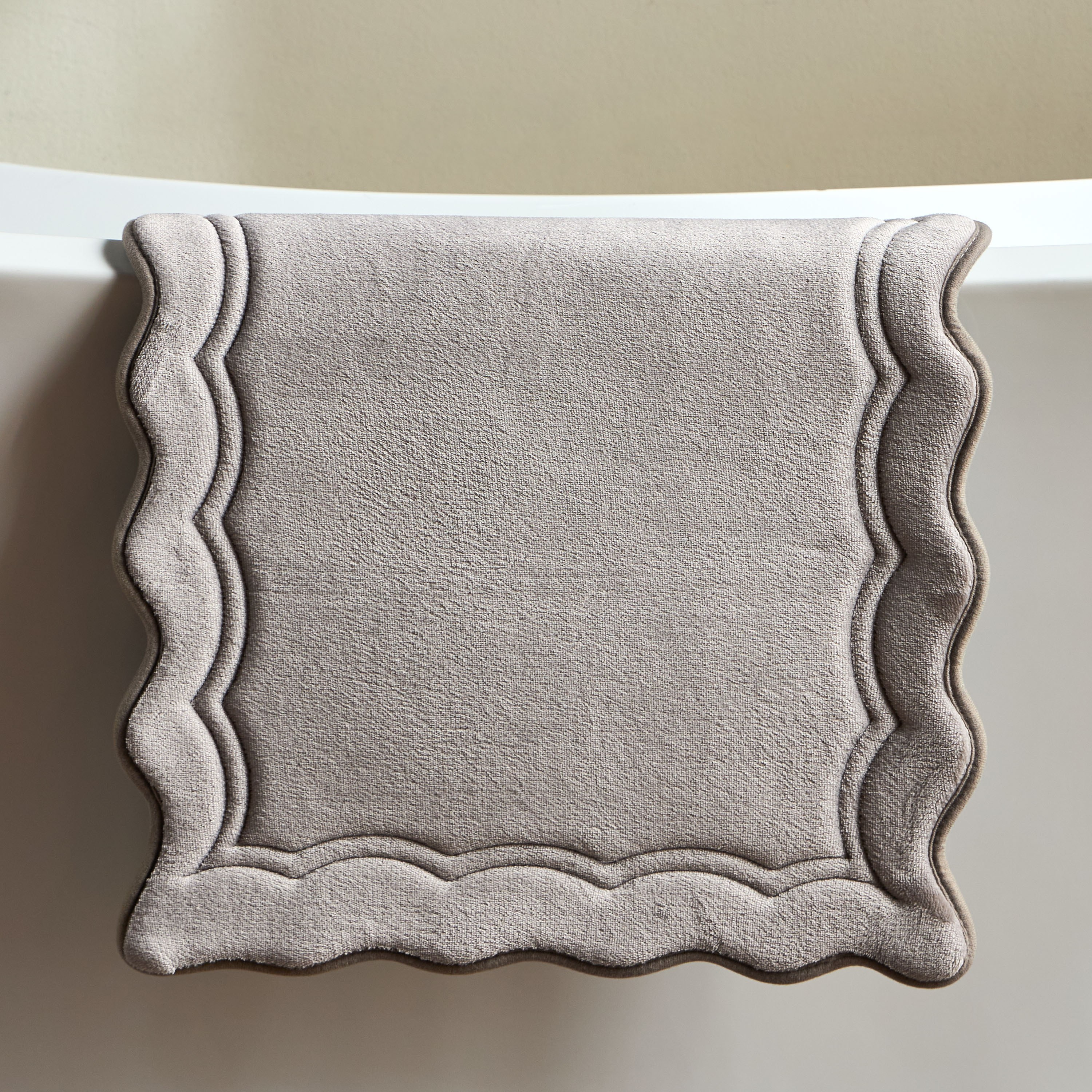 Scallopia Bath Mat - Set of 2-household-bathandlaundry-bathlinen-bathmatsandtubmats-image-2