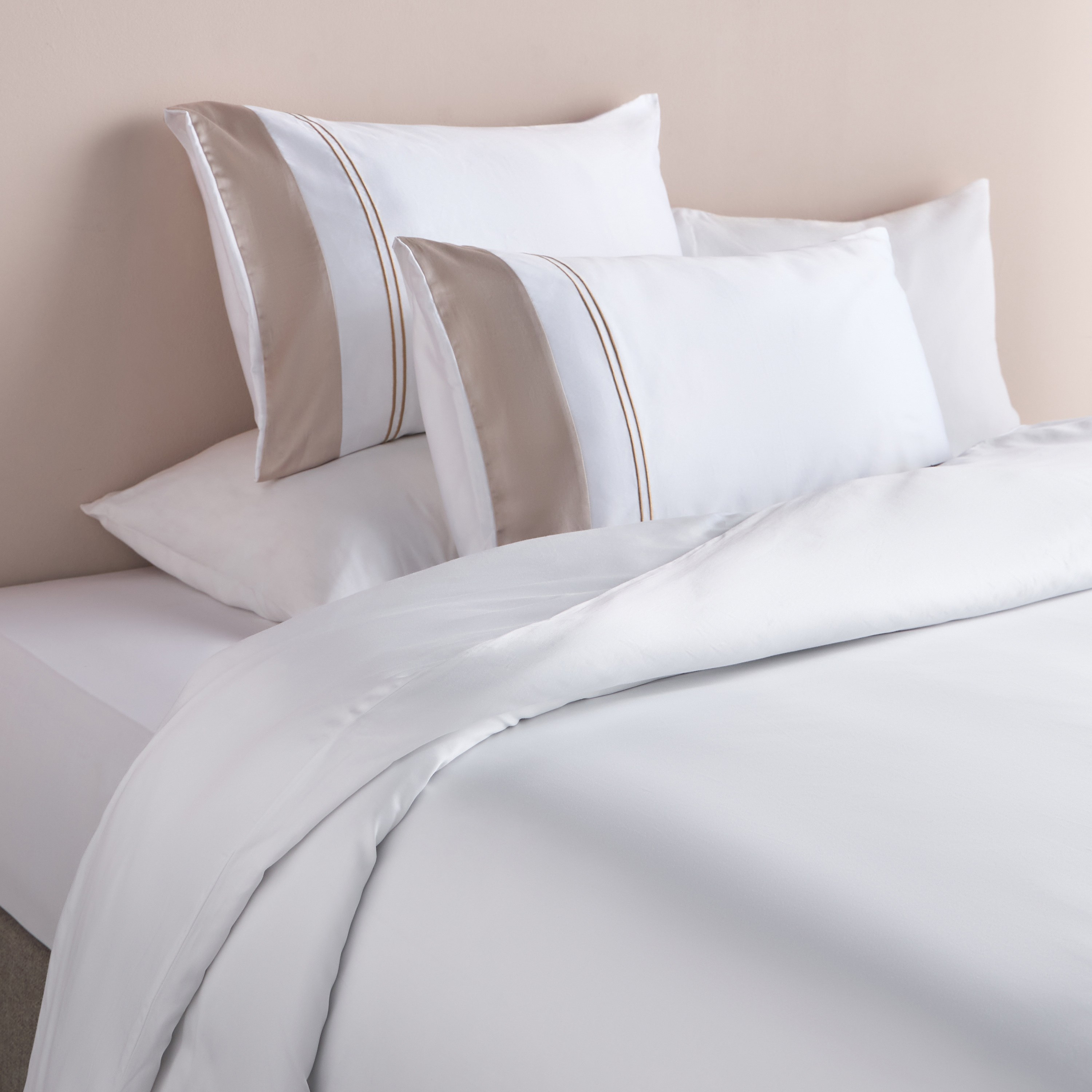 طقم غطاء لحاف من قطن الجيزة المصري مقاس سوبر كينج 3 قطع بعدد 720 خيط - إمبريال - 220×260 سم-household-bedding-duvetandcovers-duvetcovers-image-1