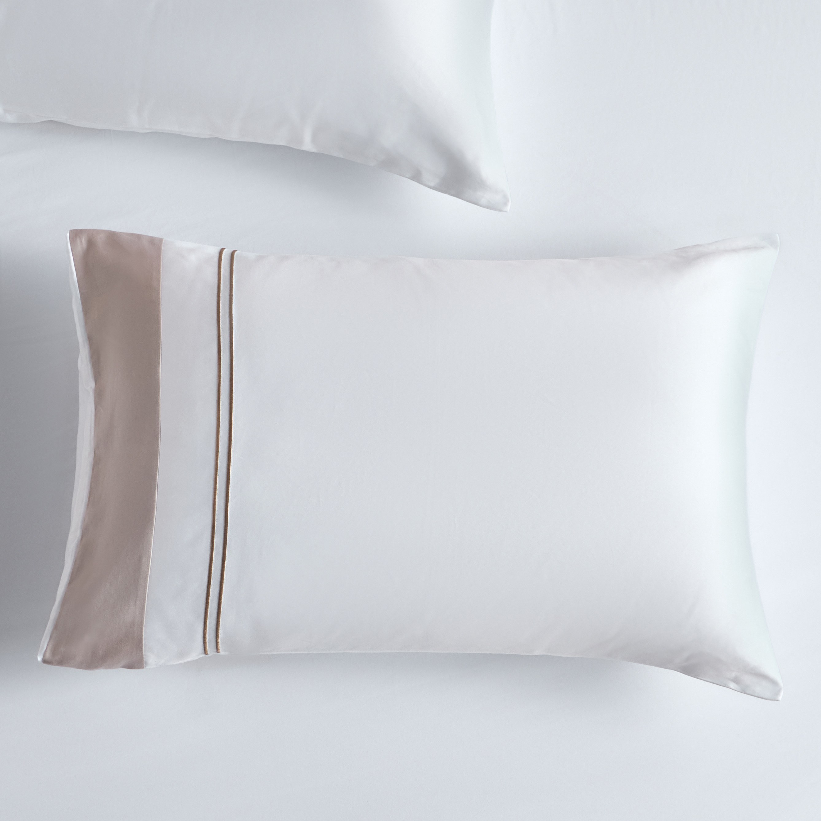 طقم غطاء لحاف من قطن الجيزة المصري مقاس سوبر كينج 3 قطع بعدد 720 خيط - إمبريال - 220×260 سم-household-bedding-duvetandcovers-duvetcovers-image-3