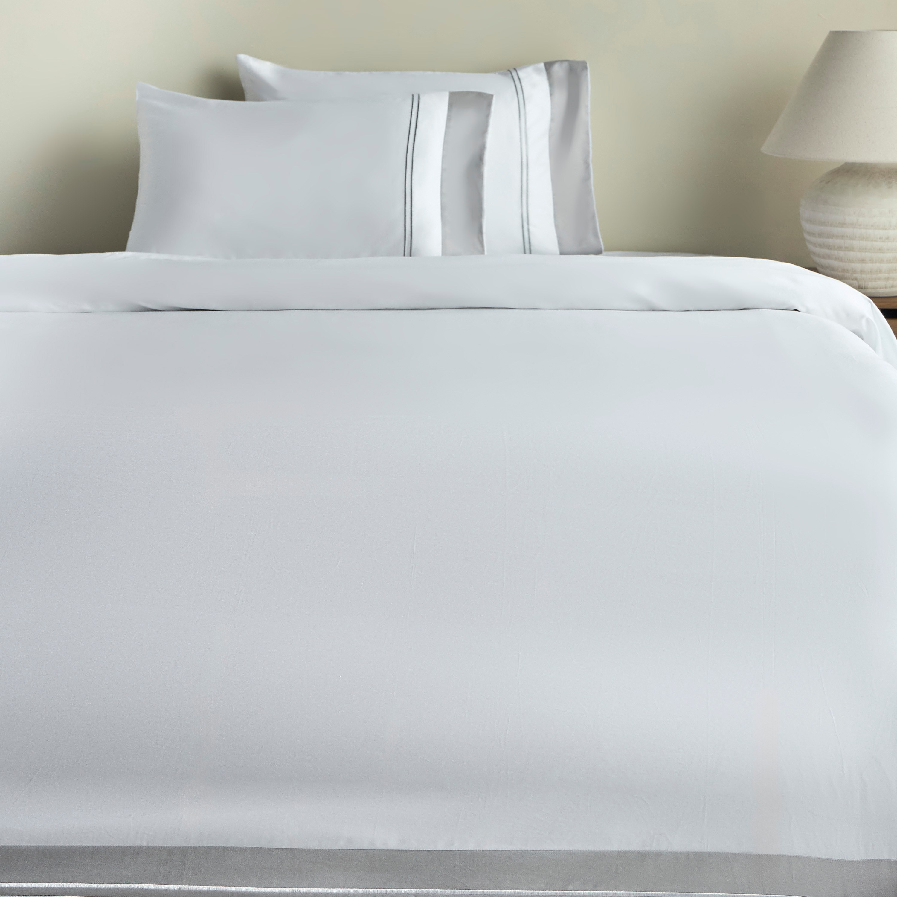 طقم غطاء لحاف من قطن الجيزة المصري مقاس سوبر كينج 3 قطع بعدد 720 خيط - إمبريال - 220×260 سم-household-bedding-duvetandcovers-duvetcovers-image-2