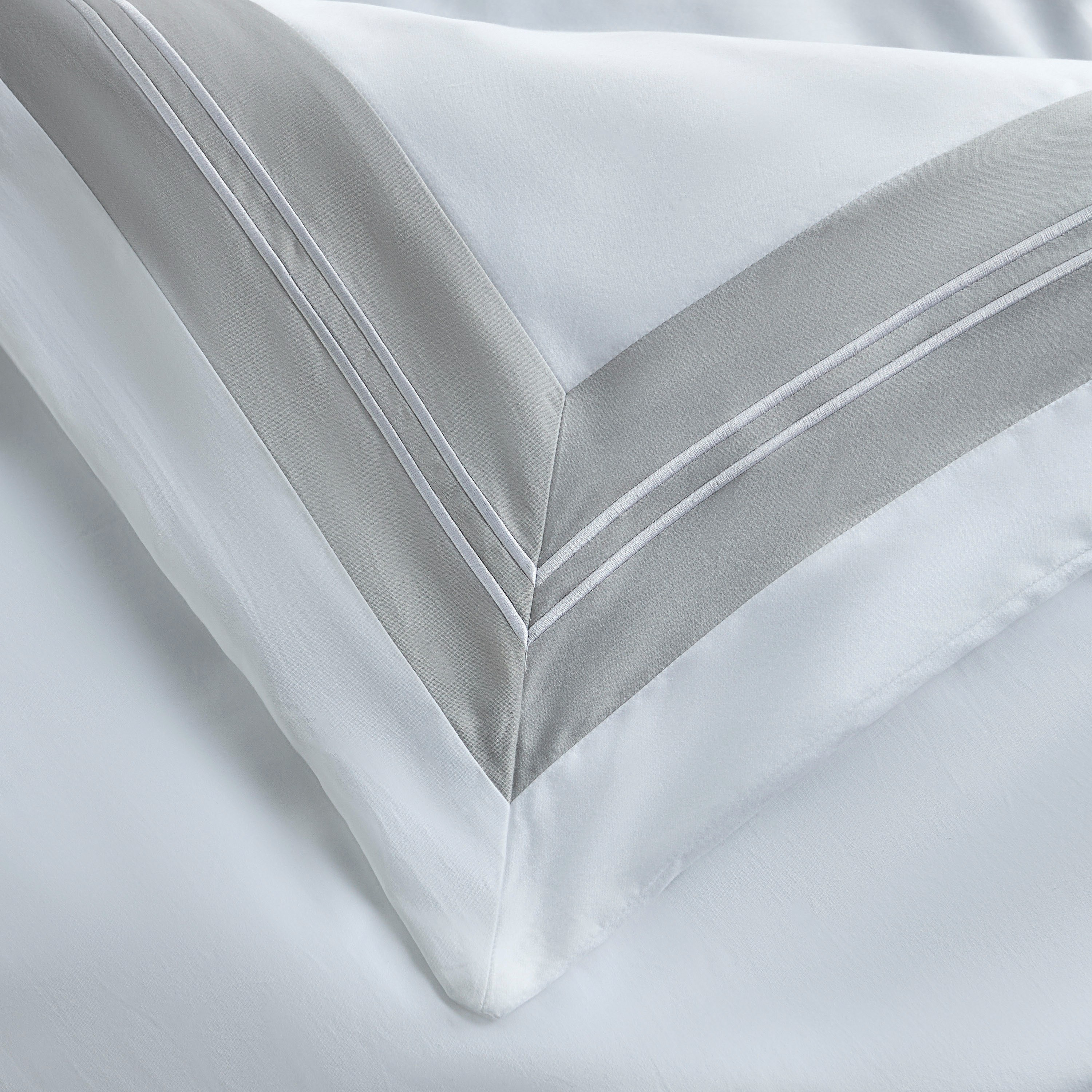 طقم غطاء لحاف من قطن الجيزة المصري مقاس سوبر كينج 3 قطع بعدد 720 خيط - إمبريال - 220×260 سم-household-bedding-duvetandcovers-duvetcovers-image-4