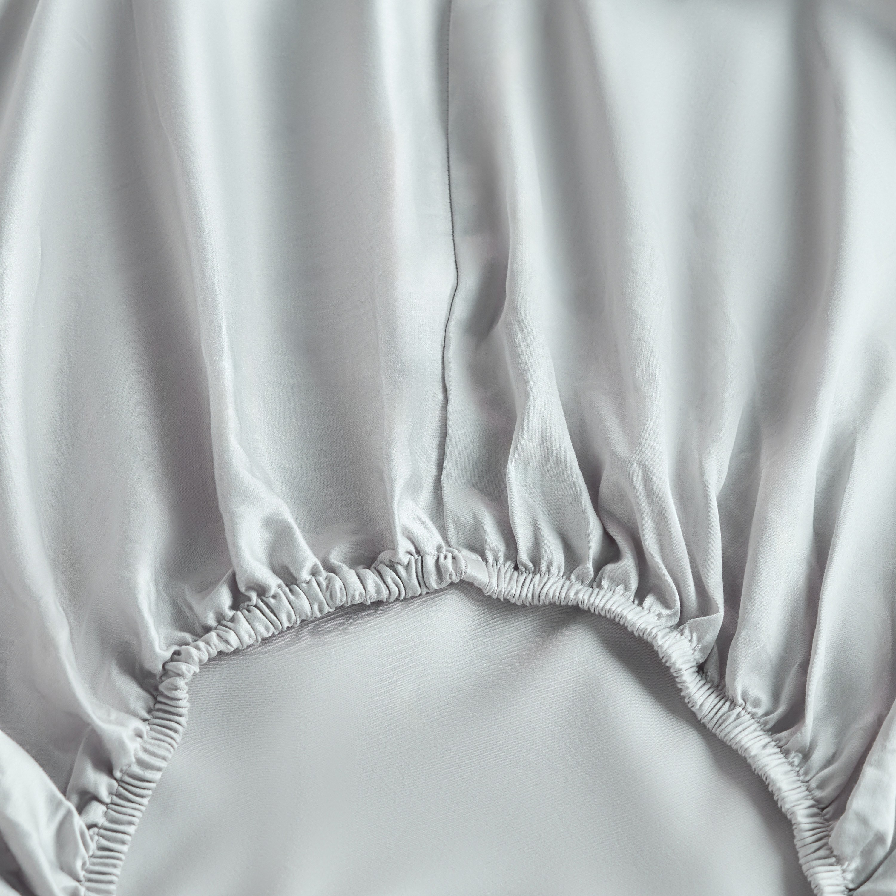 شرشف مطاطي سوبر كينج عدد خيوط 720 - القطن المصري - 200×205 سم-household-bedding-sheetsandpillowcases-fittedsheets-image-2