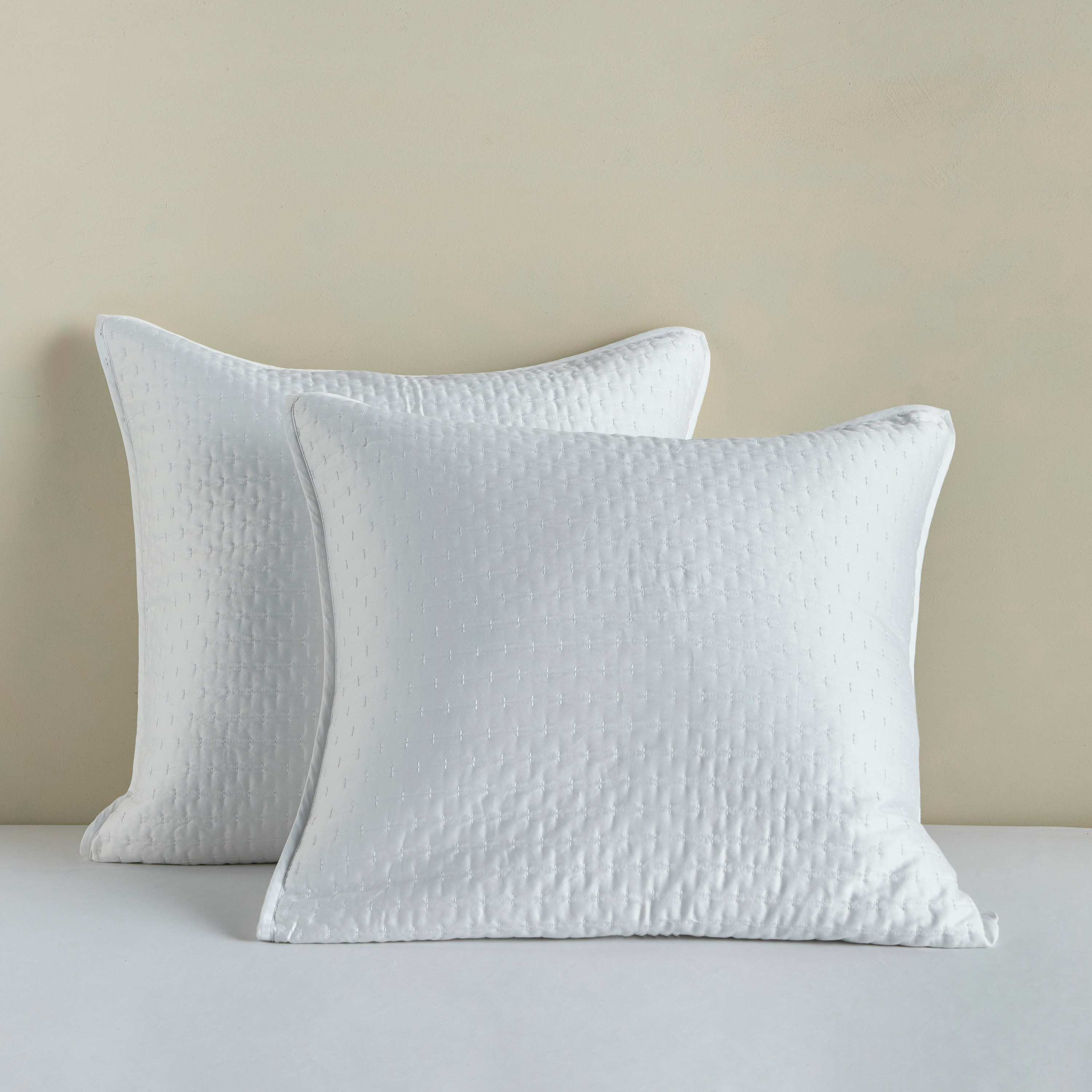 Quilted 2-Piece Cushion Cover Set - 65x65 cm-household-cushionsandthrows-cushioncovers-image-1