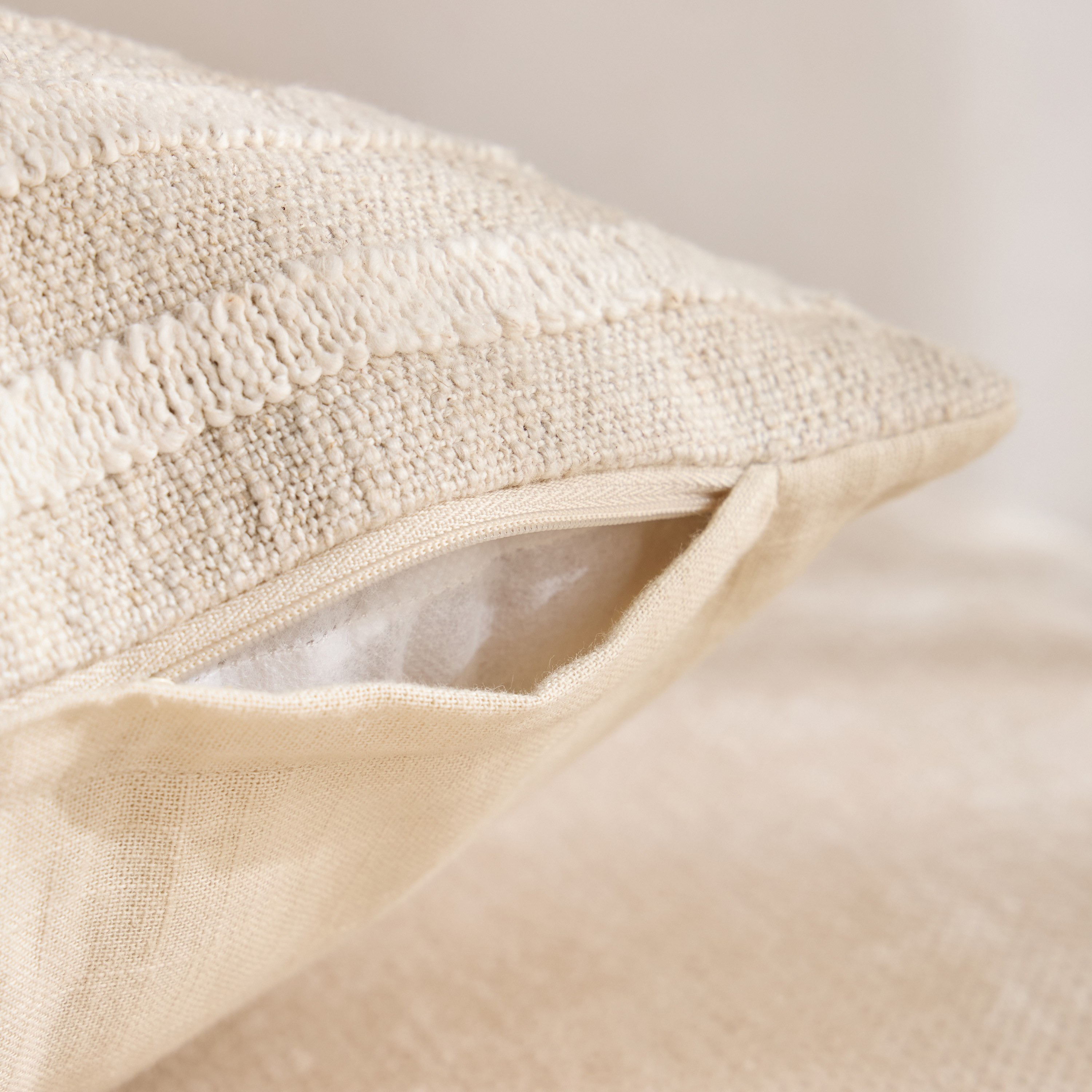 غطاء وسادة مطرز - ساندستون - 50x50 سم-household-cushionsandthrows-cushioncovers-image-3