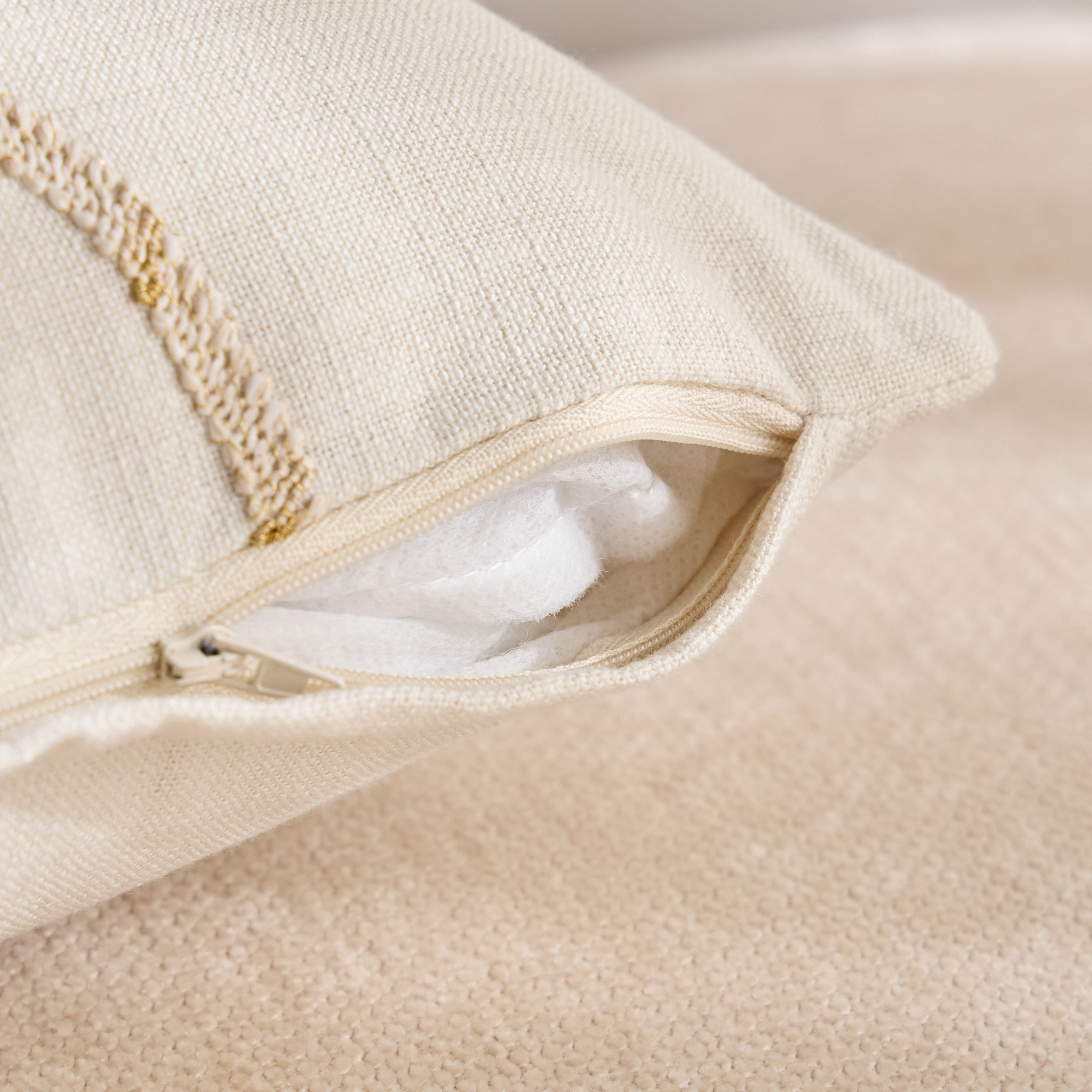 غطاء وسادة مطرزة - ديون غلو - 50x50 سم-household-cushionsandthrows-cushioncovers-image-3