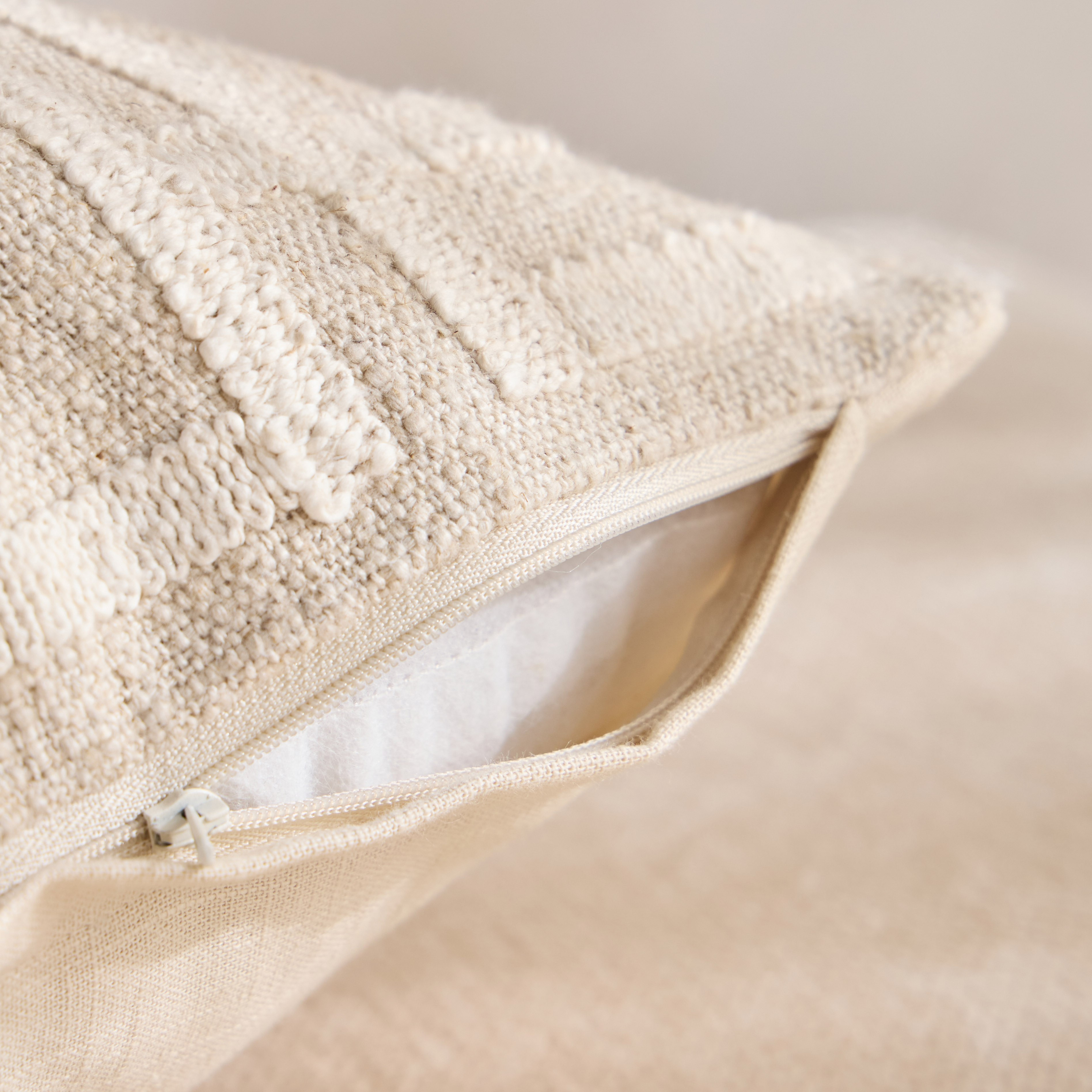 غطاء وسادة بتطريز حبال ويسبير - ساندستون - 50x50 سم-household-cushionsandthrows-cushioncovers-image-3