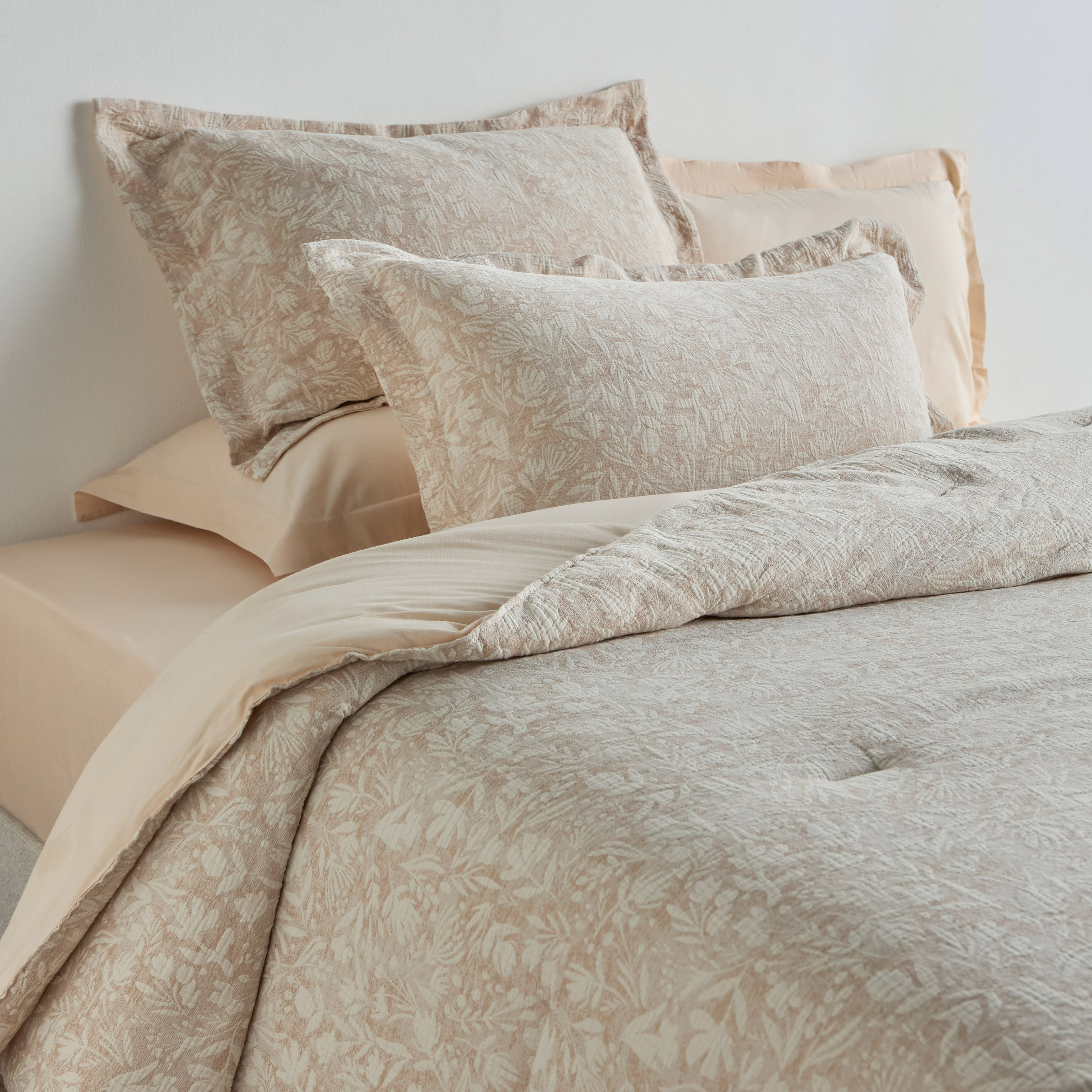 Poetry Flora Jacquard 6-Piece Super King Comforter and Sheet Set - 240x260 cm-household-bedding-comfortersandbedspreads-bedinabag-image-1